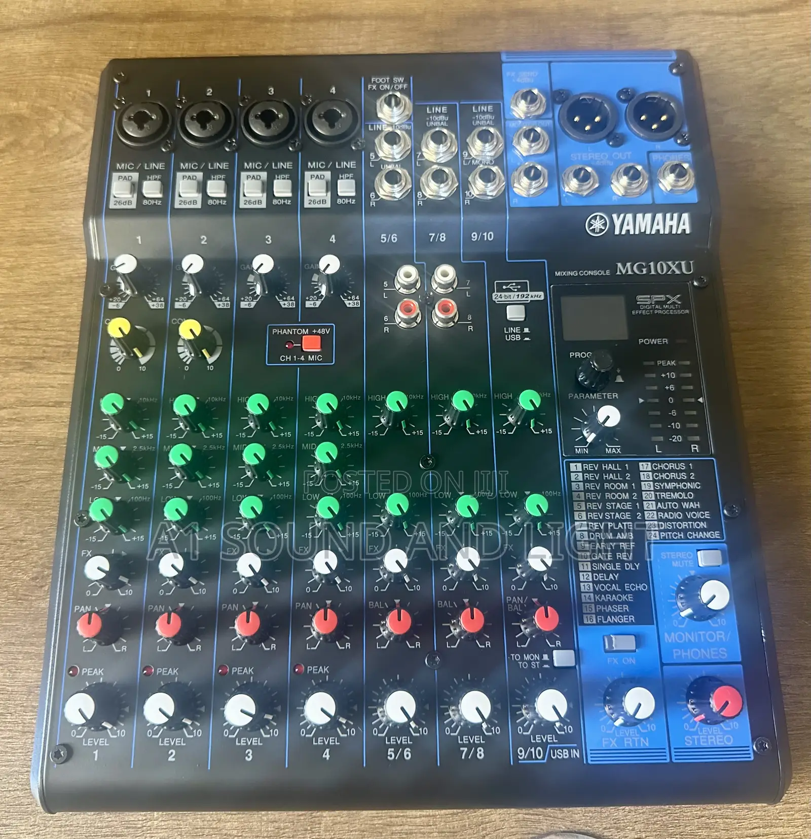 Yamaha Mg10xu Channel Mixer .