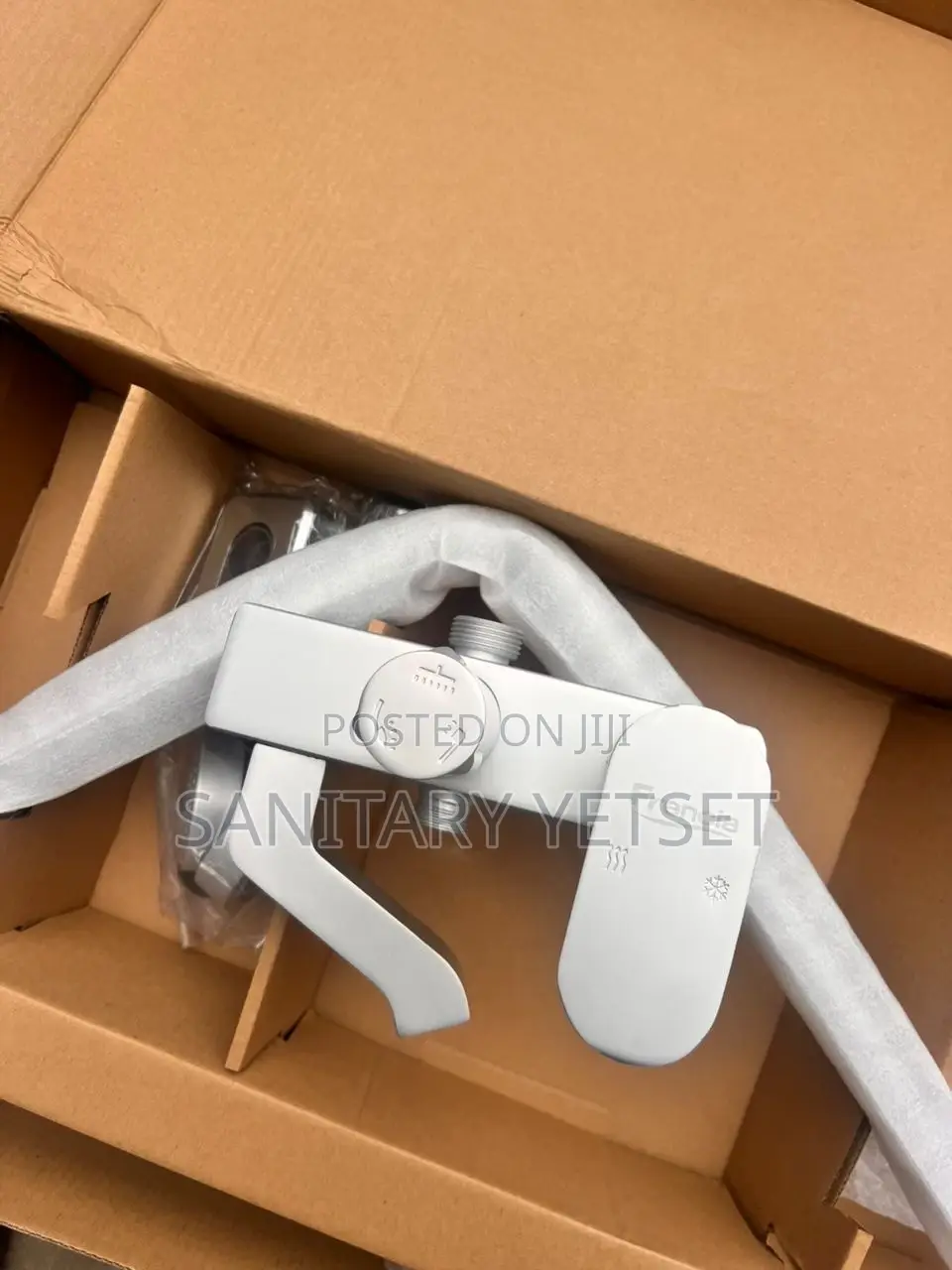 Three in One Aluminum Shower