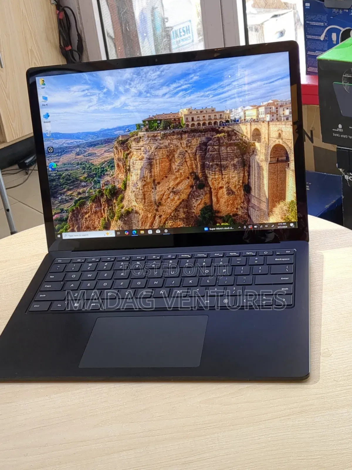 Laptop Microsoft Surface Laptop 5 16GB Intel Core i7 SSD 256GB