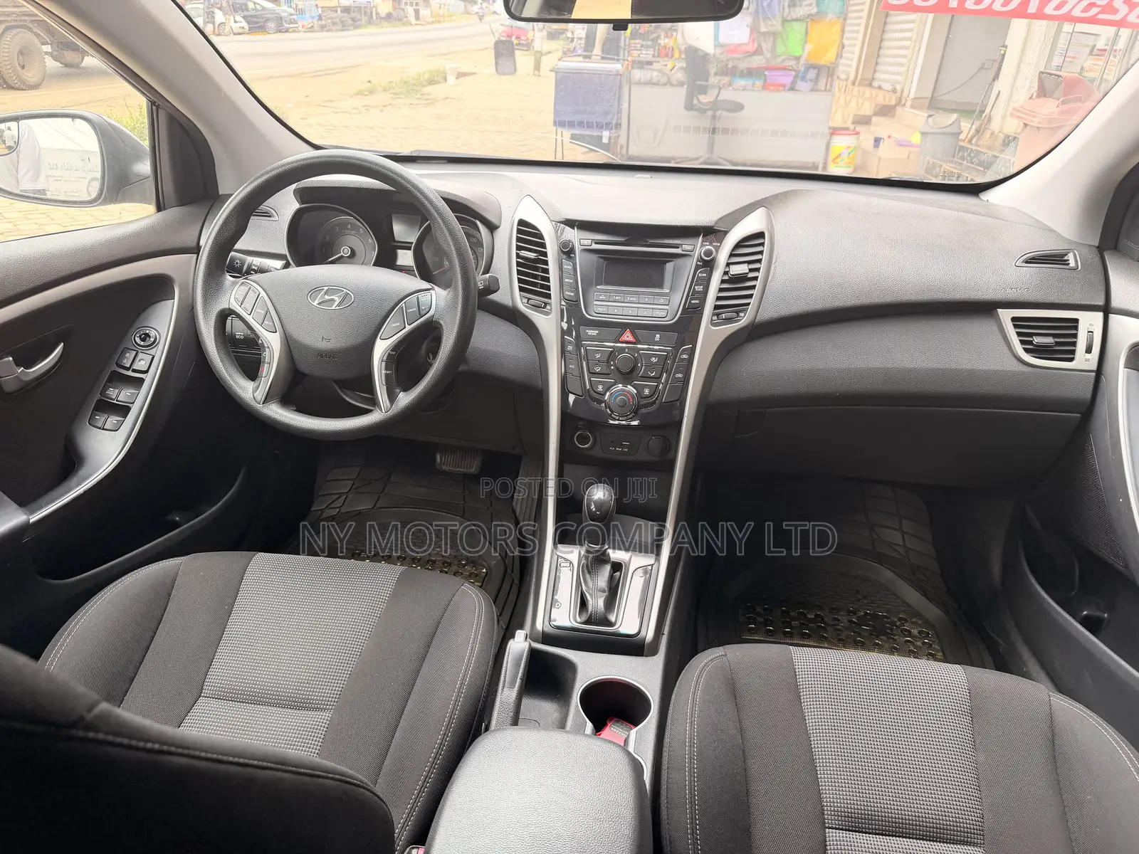 Hyundai Elantra 2017 Black