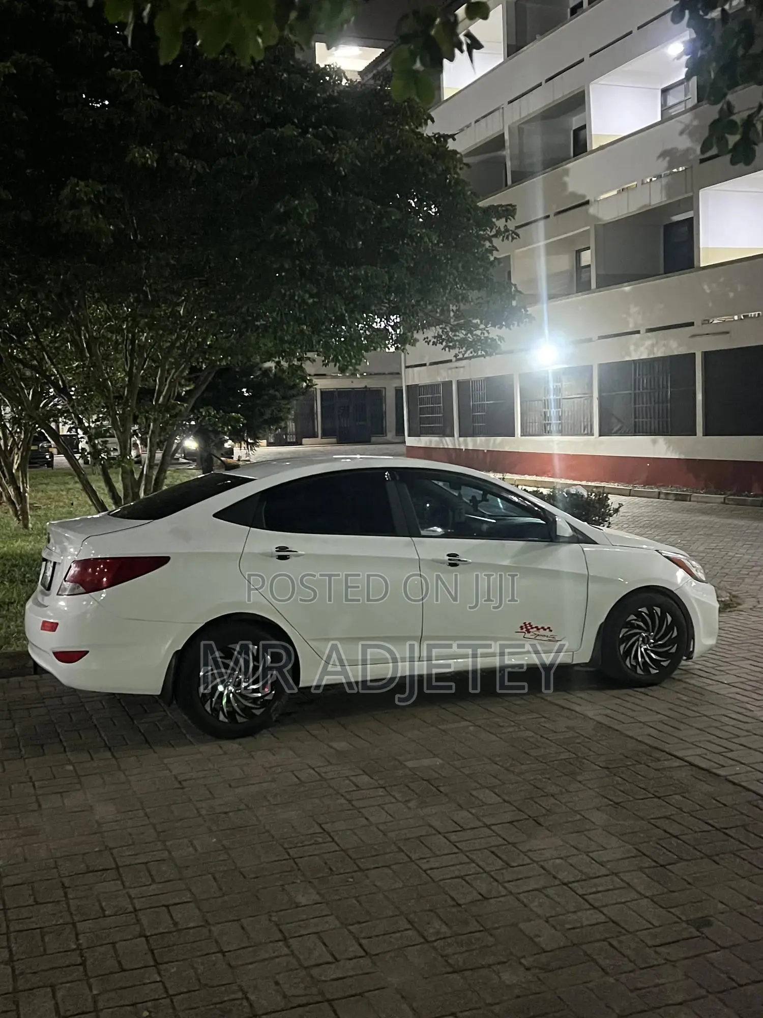 Hyundai Accent GLS 4dr Sedan (1.6L 4cyl 6A) 2015 White