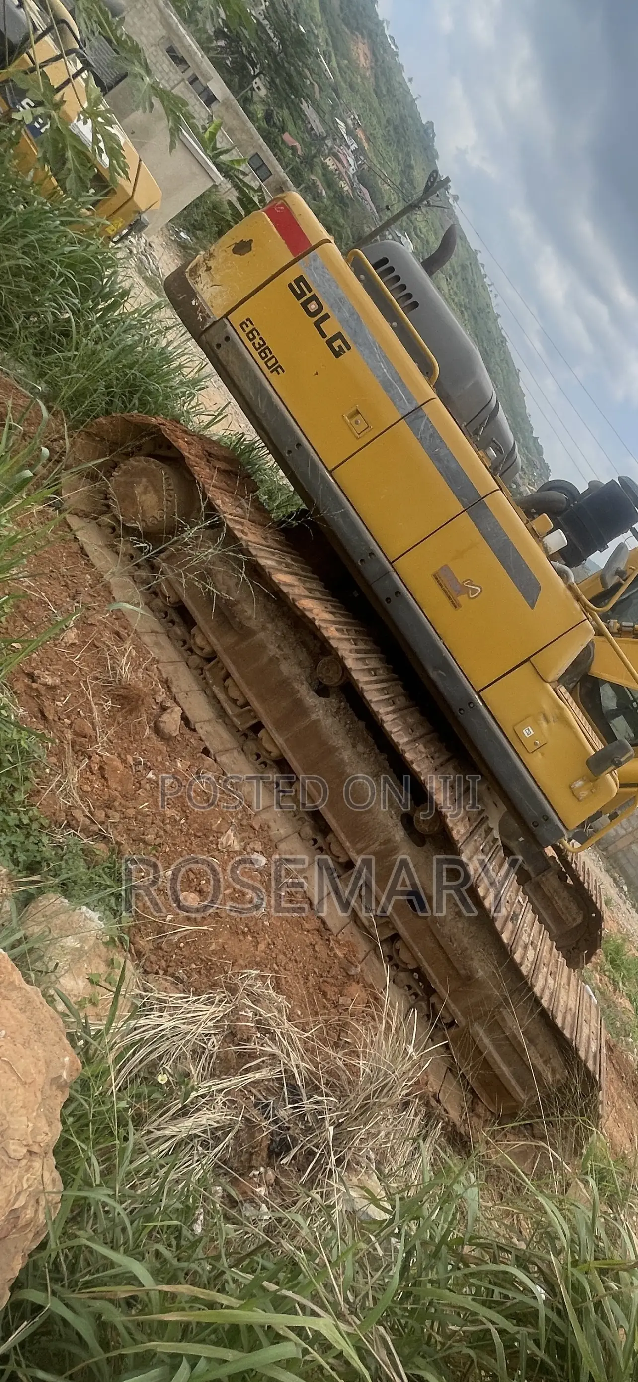 SDLG Excavator Very Strong Machine
