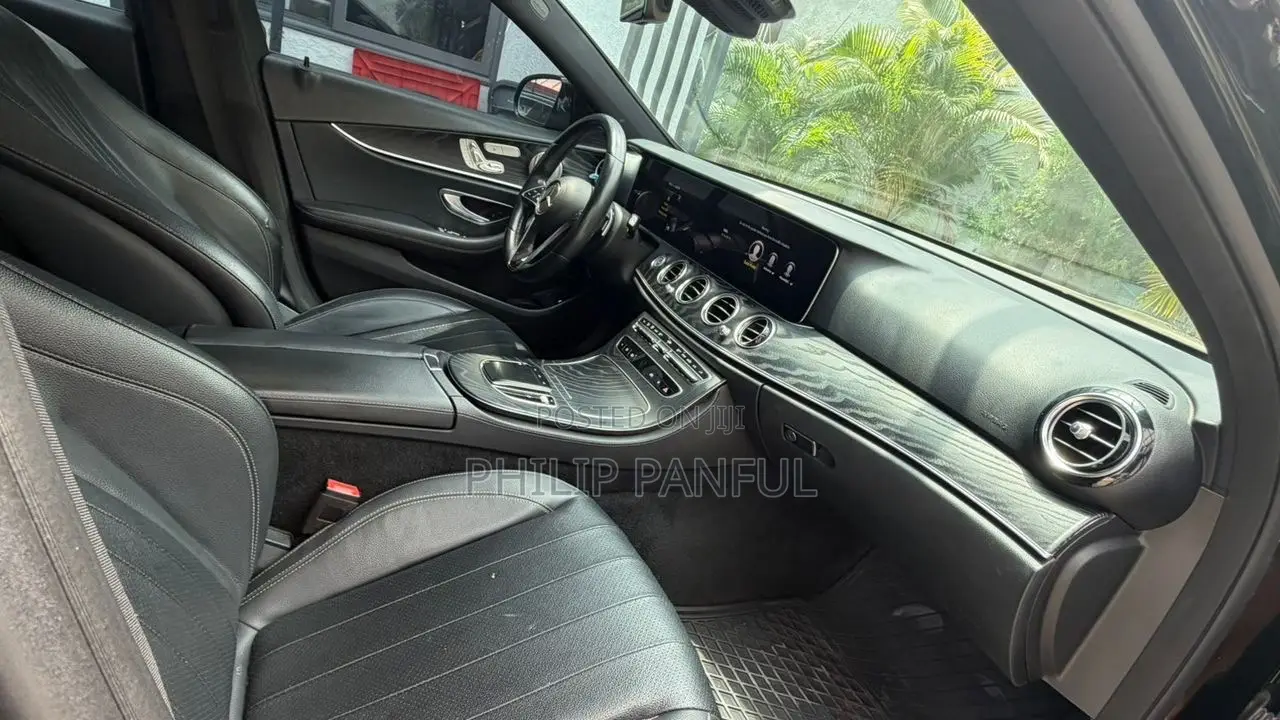 Mercedes-Benz E350 2022 Black