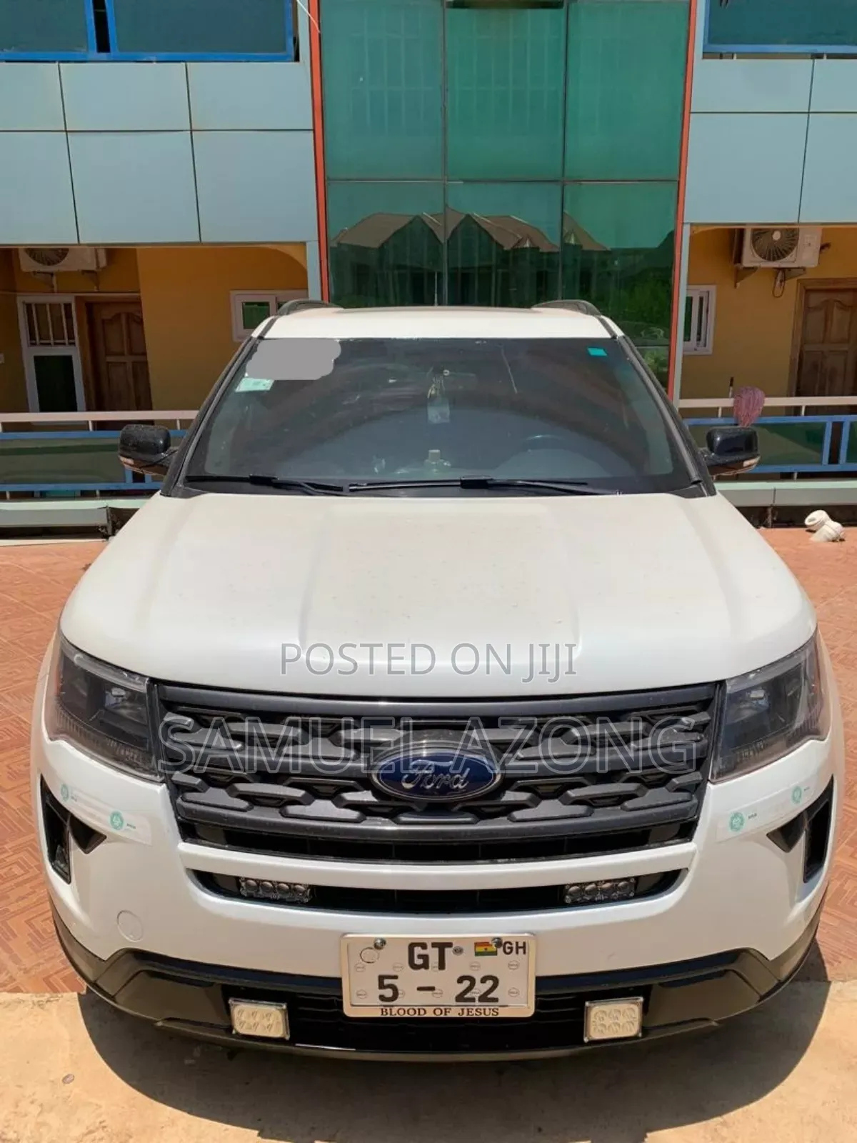 Ford Explorer XLT AWD 2018 White