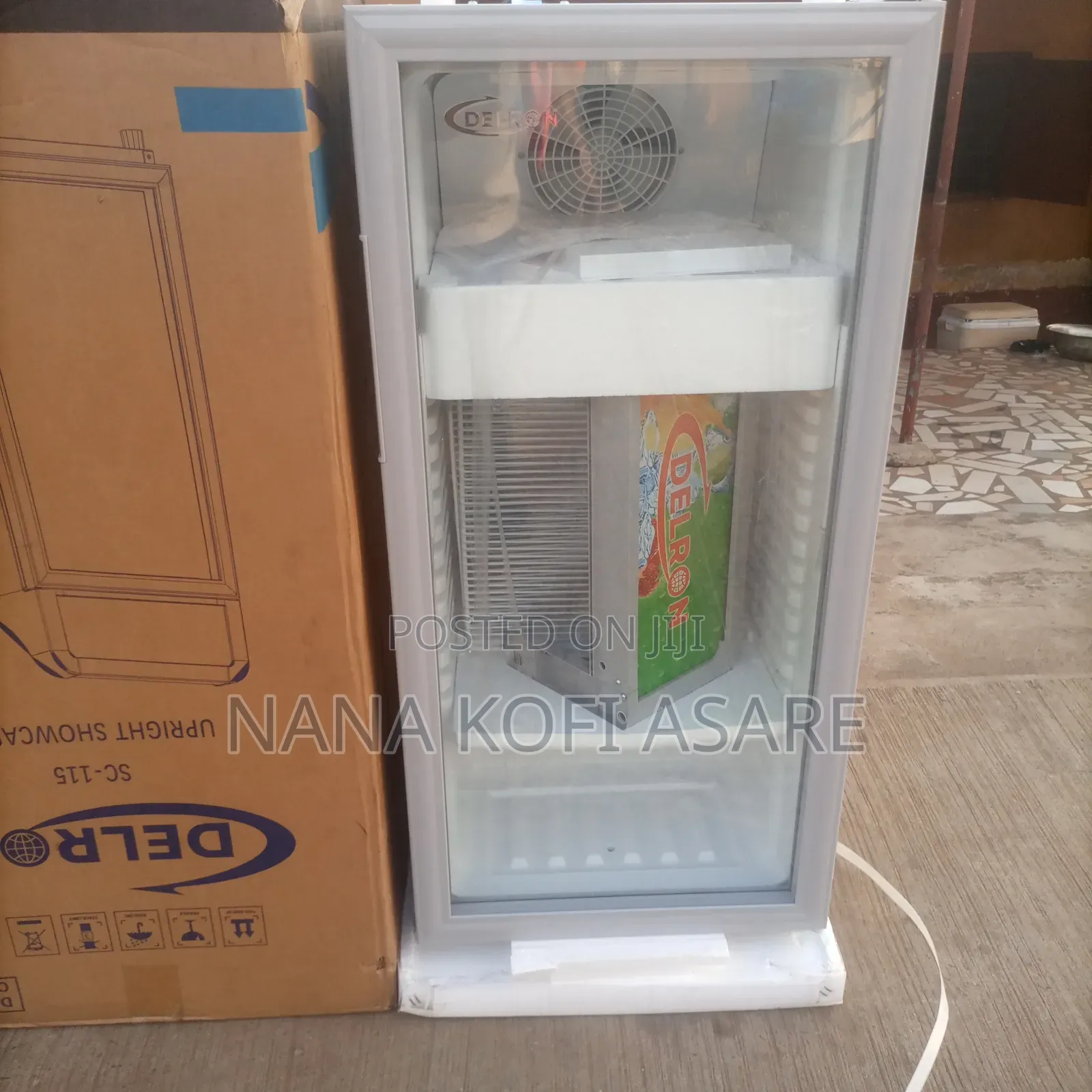Delron 115litres Display Refrigerator