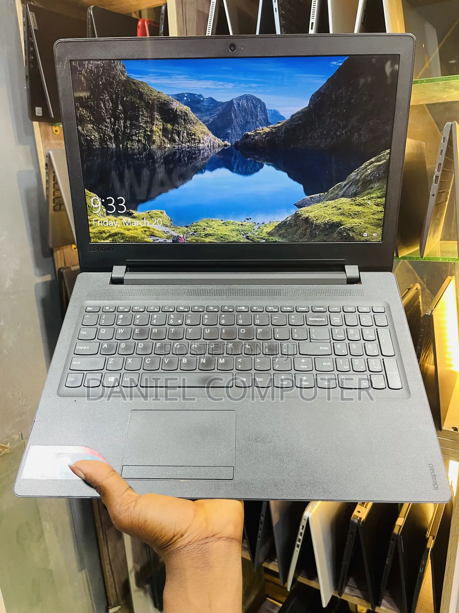 Laptop Lenovo IdeaPad 110 4GB Intel Celeron HDD 500GB