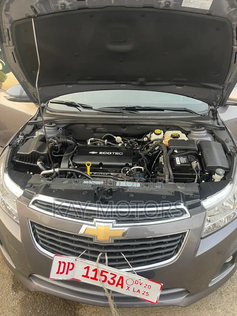 Chevrolet Cruze 1LT 4dr Sedan (1.4L 4cyl Turbo 6M) 2014