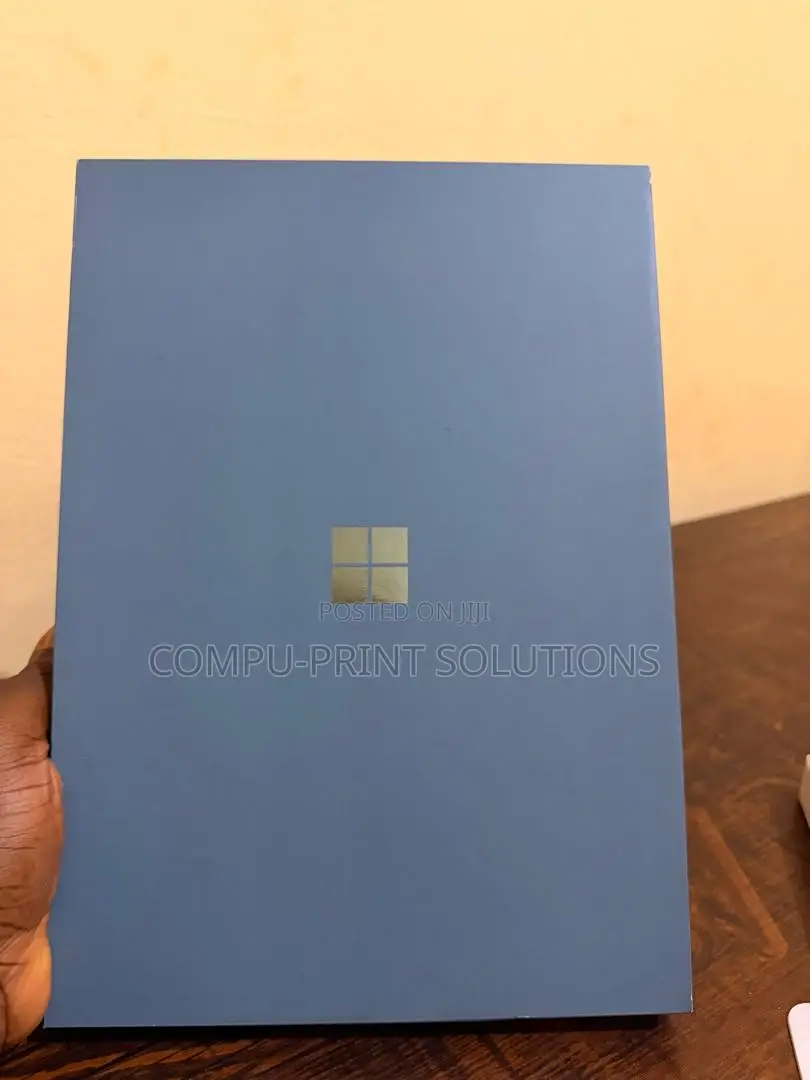 New Laptop Microsoft Surface Pro Copilot+ PC 12 16GB SSD 512GB
