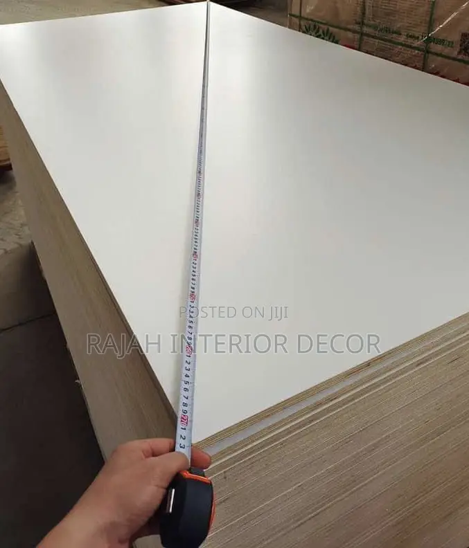 Melamine Plywood Board (18mm)