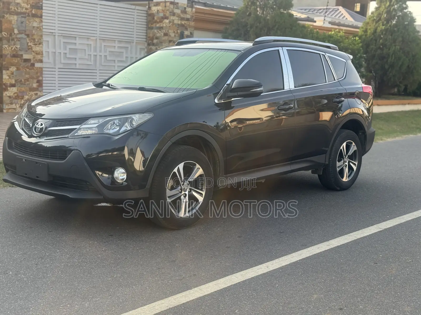 Toyota RAV4 Limited AWD (2.5L 4cyl 6A) 2016 Black