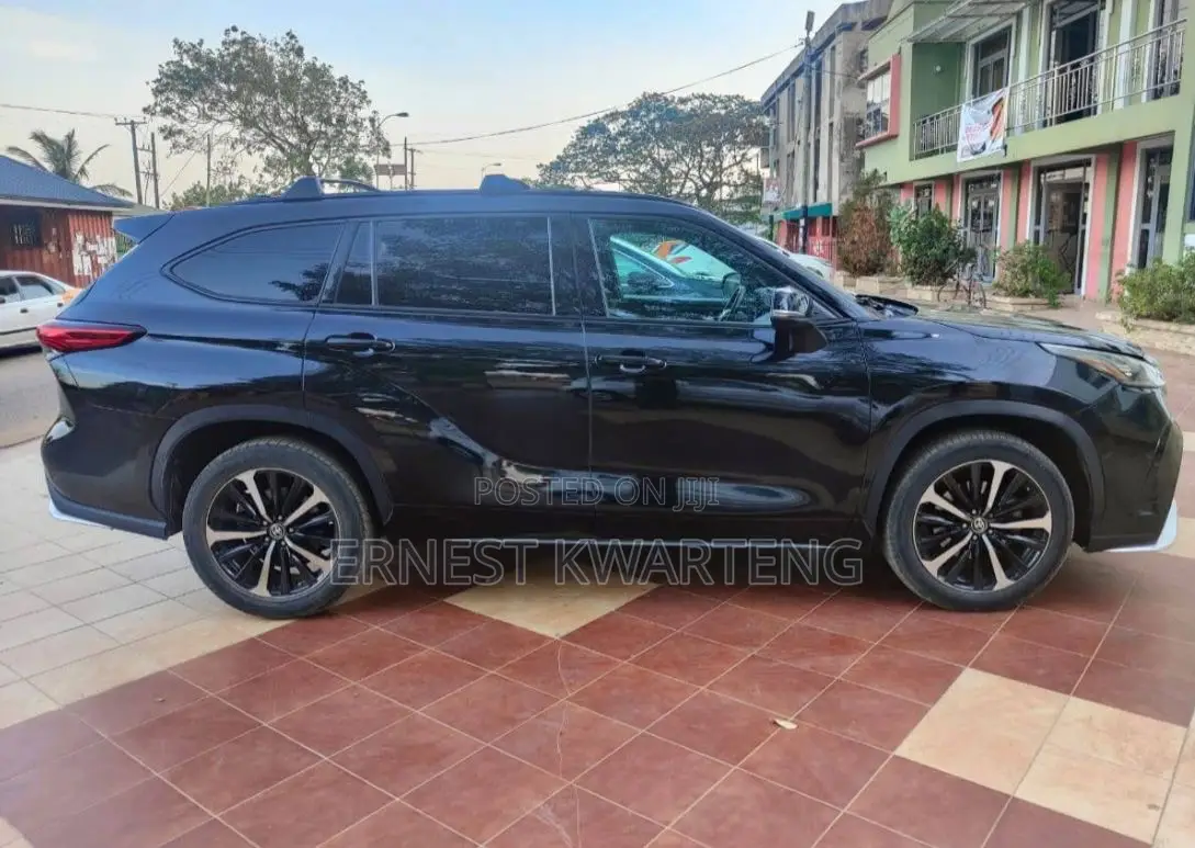 Toyota Highlander XSE 2022 Black