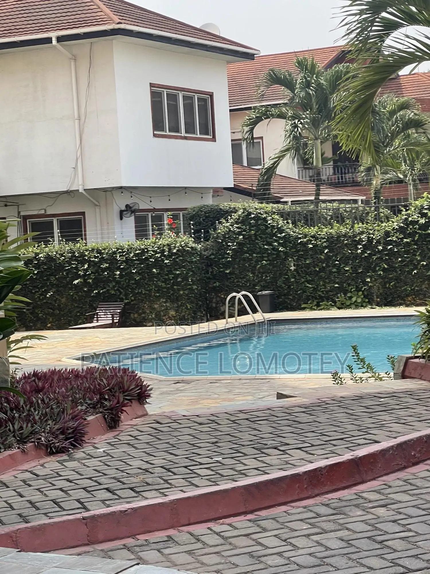 Furnished 3bdrm Penthouse in Holiflats, Accra Metropolitan for sale
