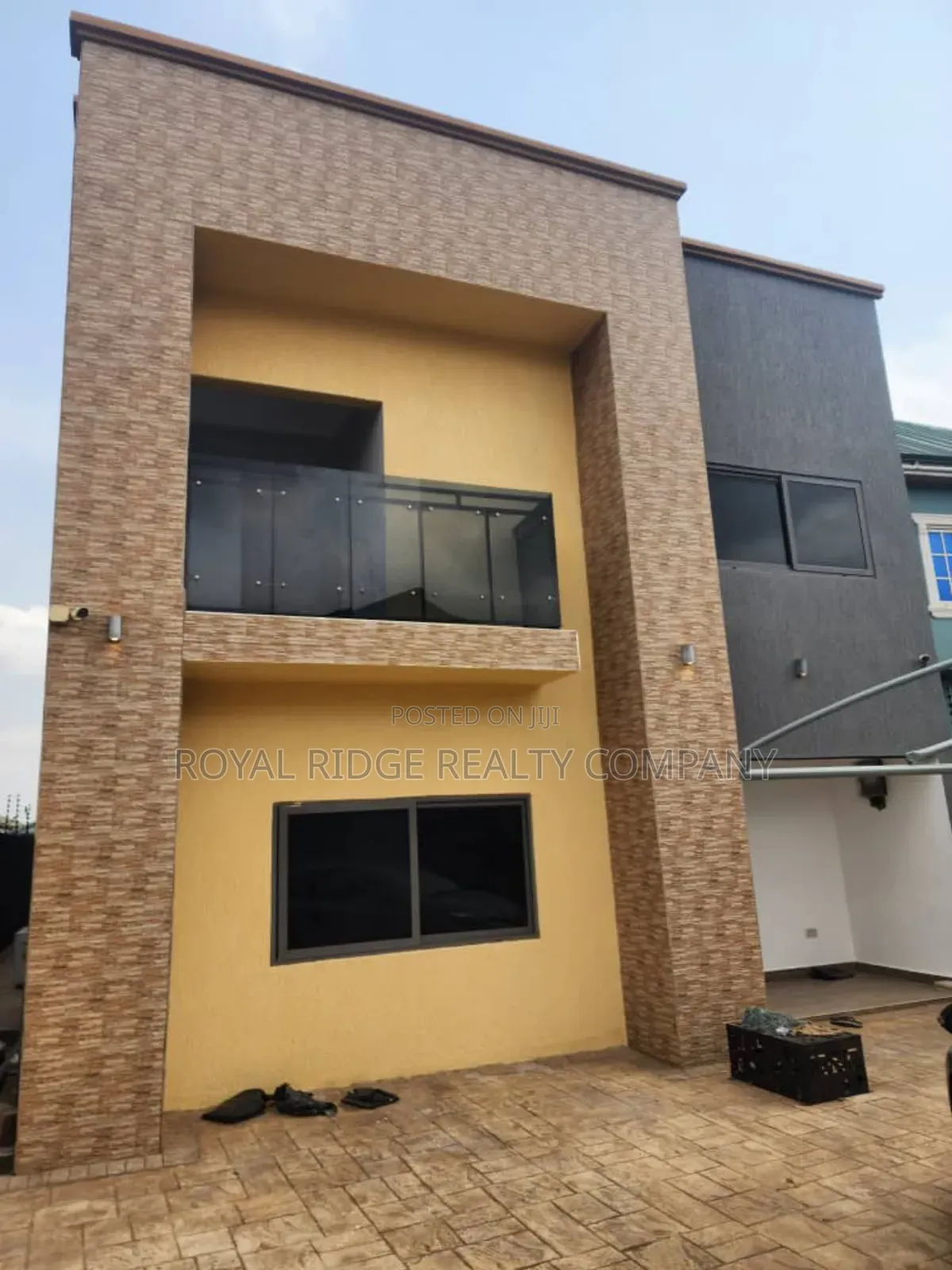 3bdrm House in East Legon Ogbojo, Accra Metropolitan for rent
