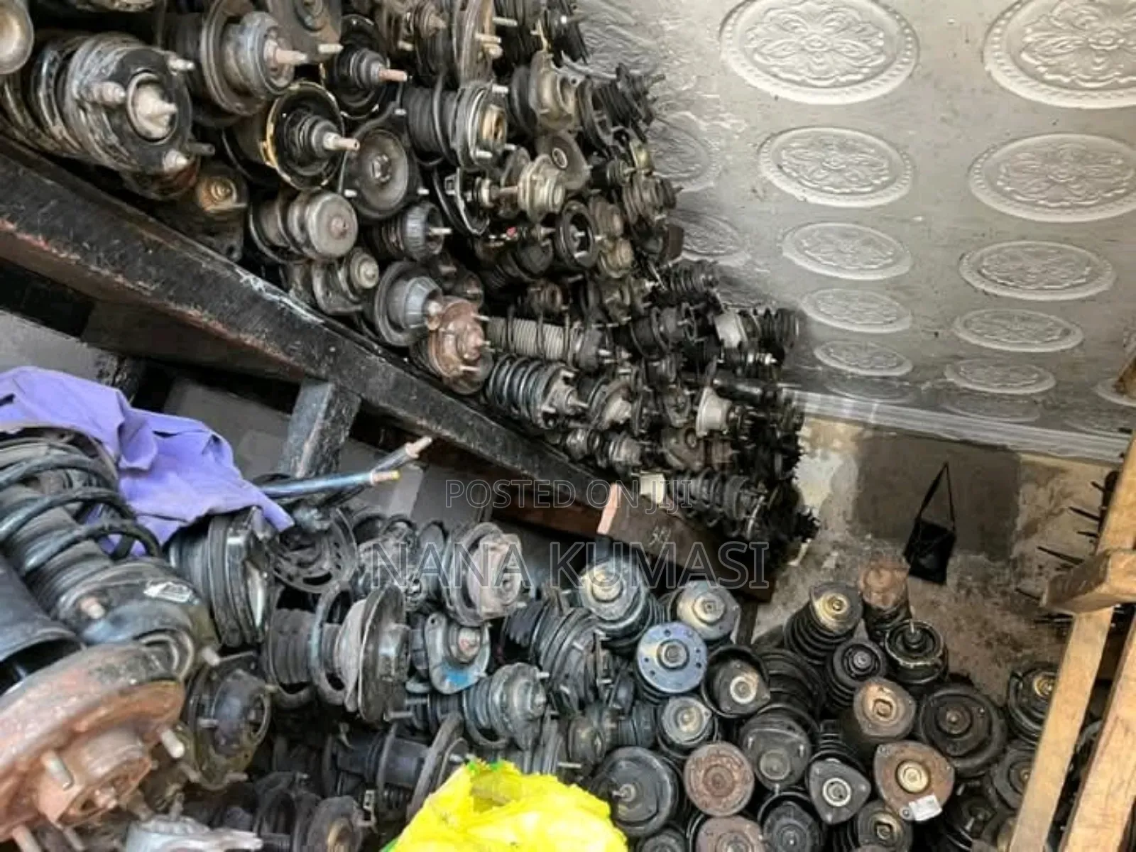Logan,Megane,Duster,Kwid,Koleos,Laguna,Wind,Shock Absorber Hub Shaft