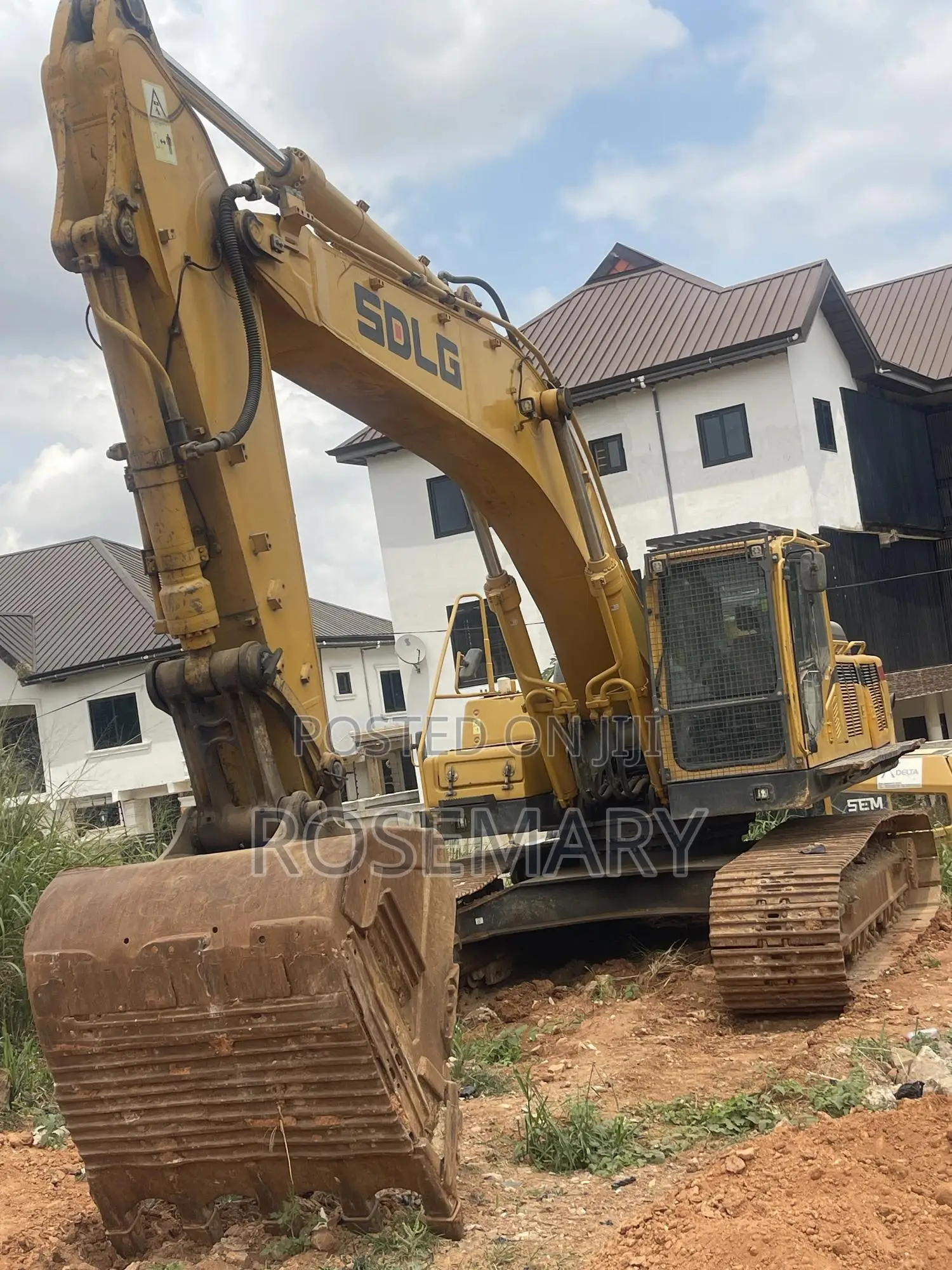 SDLG Excavator Very Strong Machine