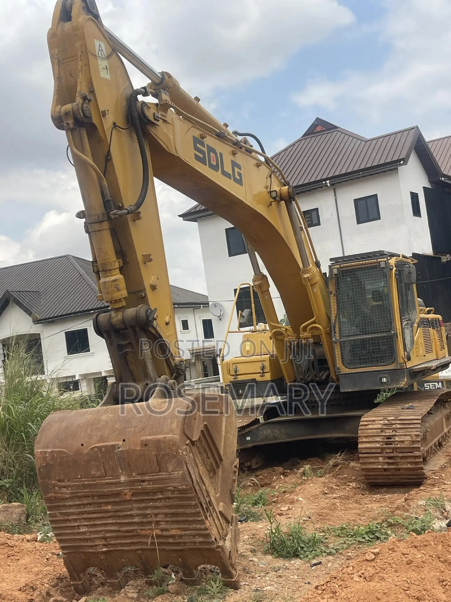 SDLG Excavator Very Strong Machine