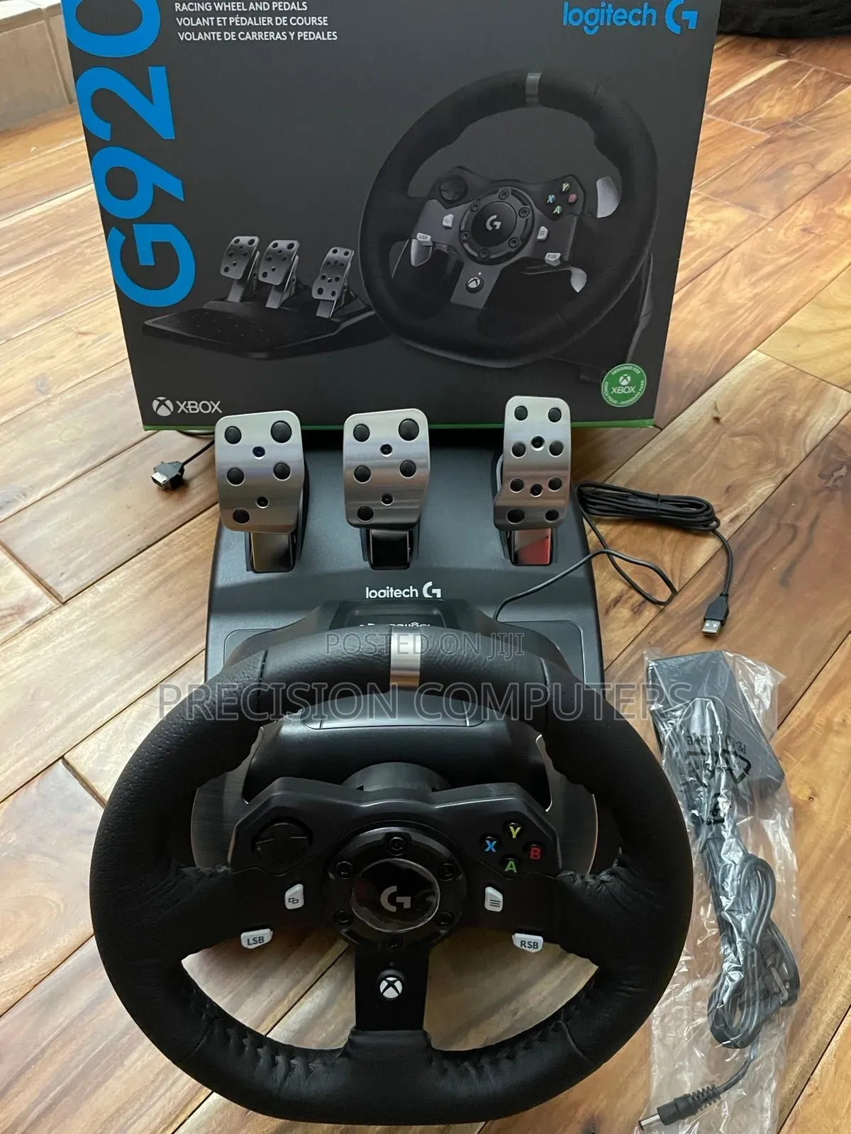 Logitech G920 Racing Wheel(Xbox and Pc)