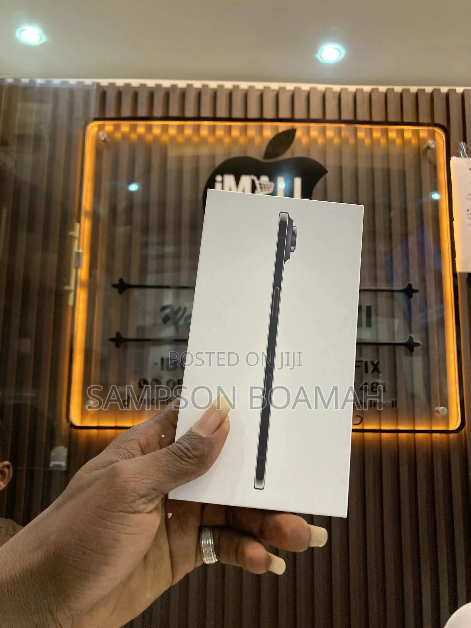 New Apple iPhone 17 256 GB White