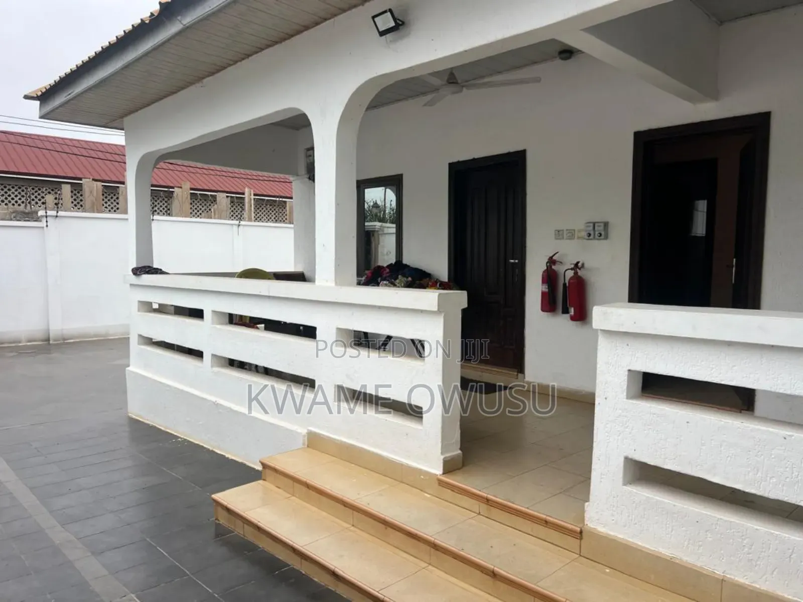 8bdrm House in Ejisu-Juaben Municipal for sale