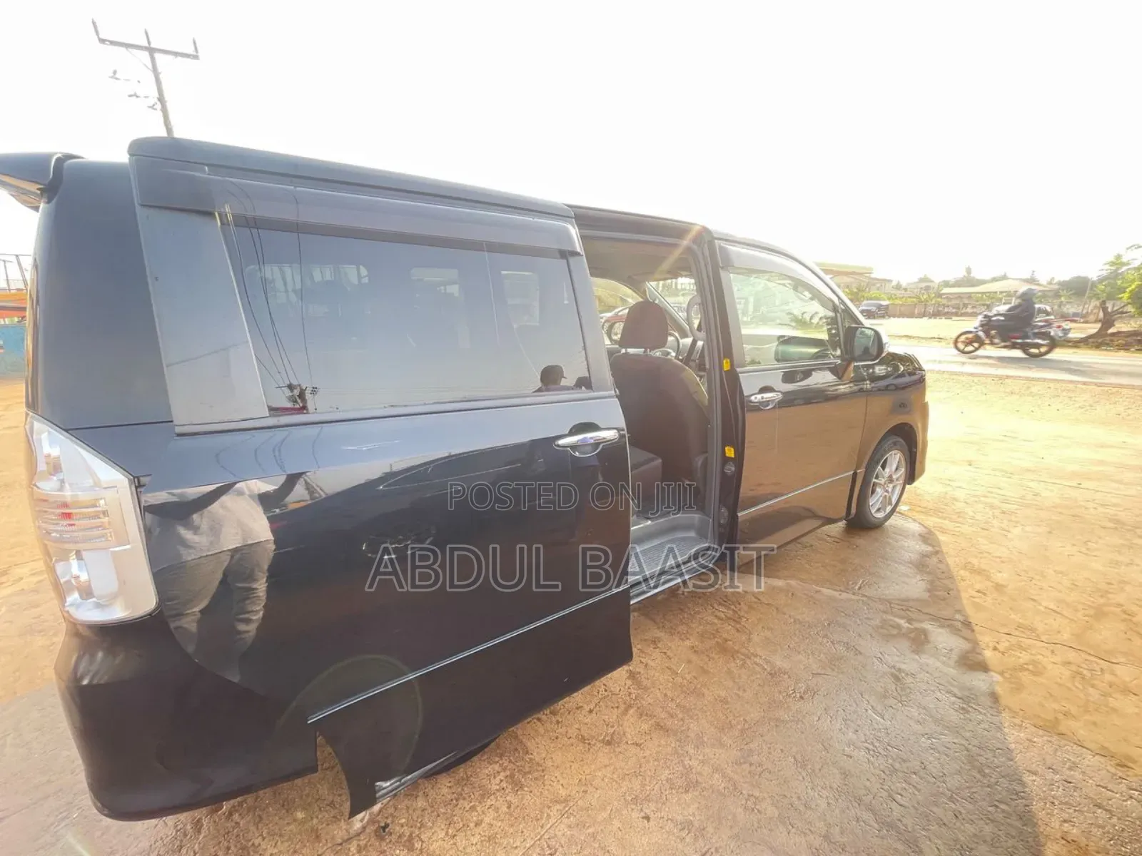 Toyota Voxy 2011 Black
