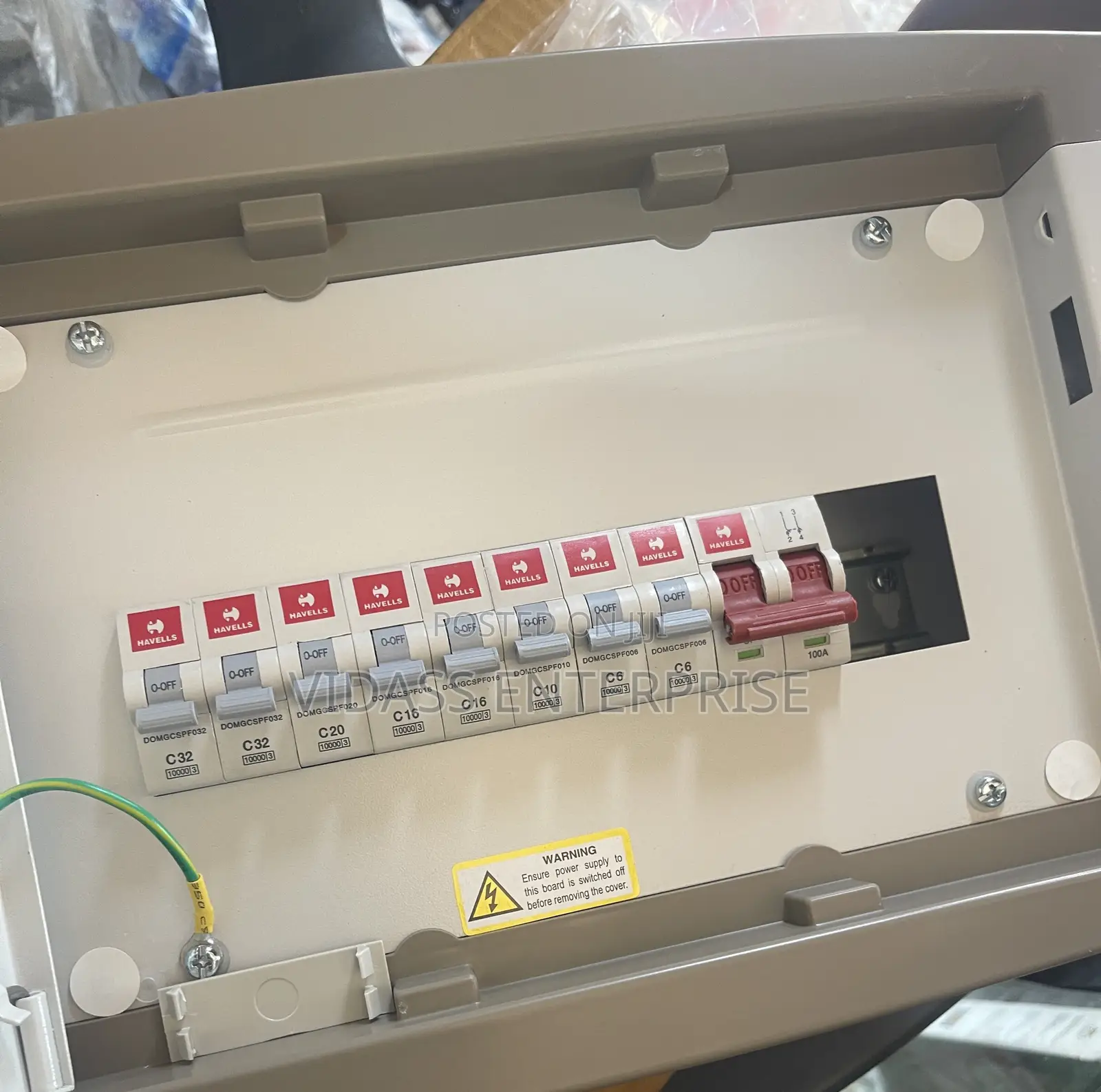 8 Way Single Phase Main Switch