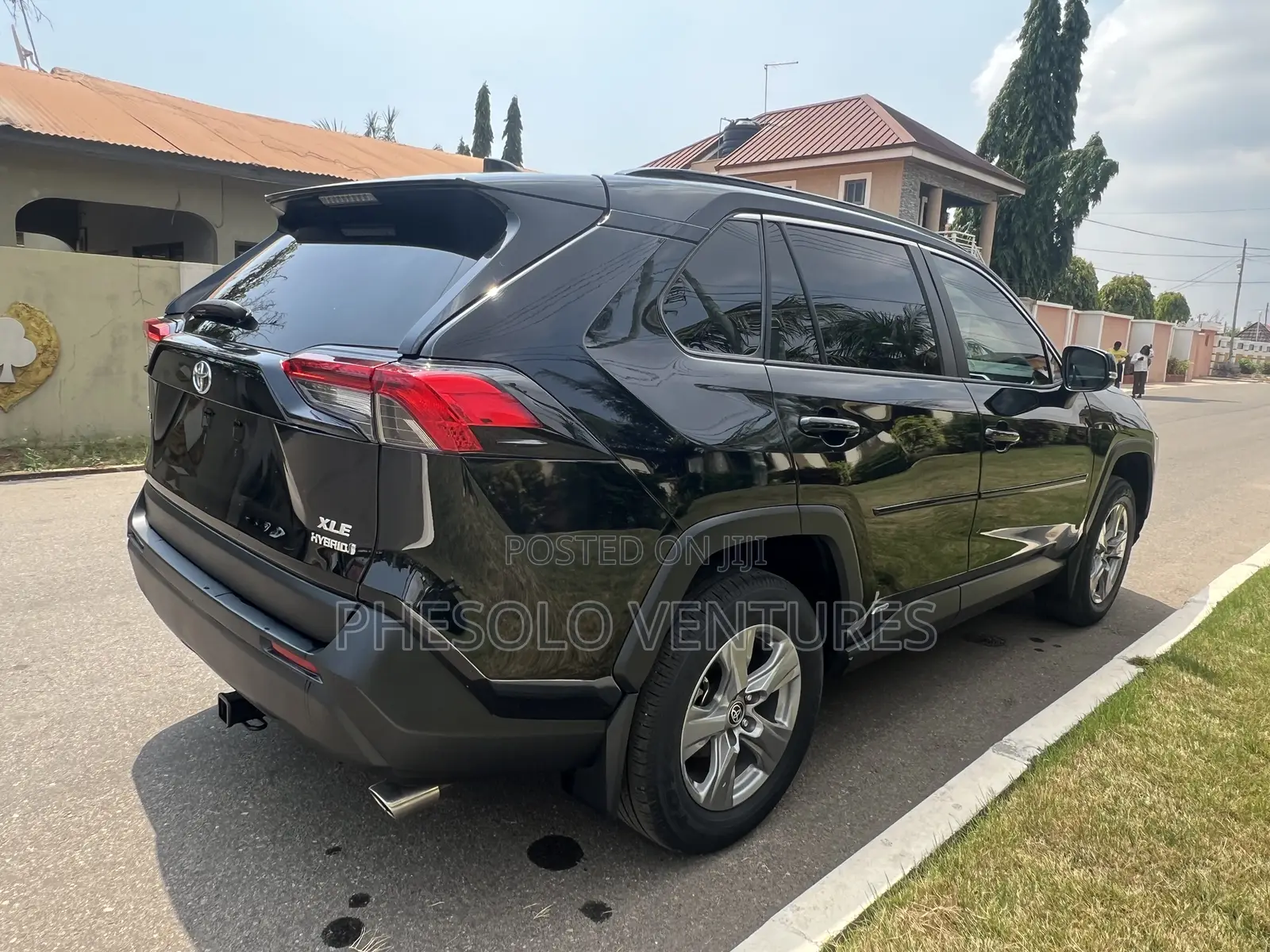 Toyota RAV4 XLE 2022 Black