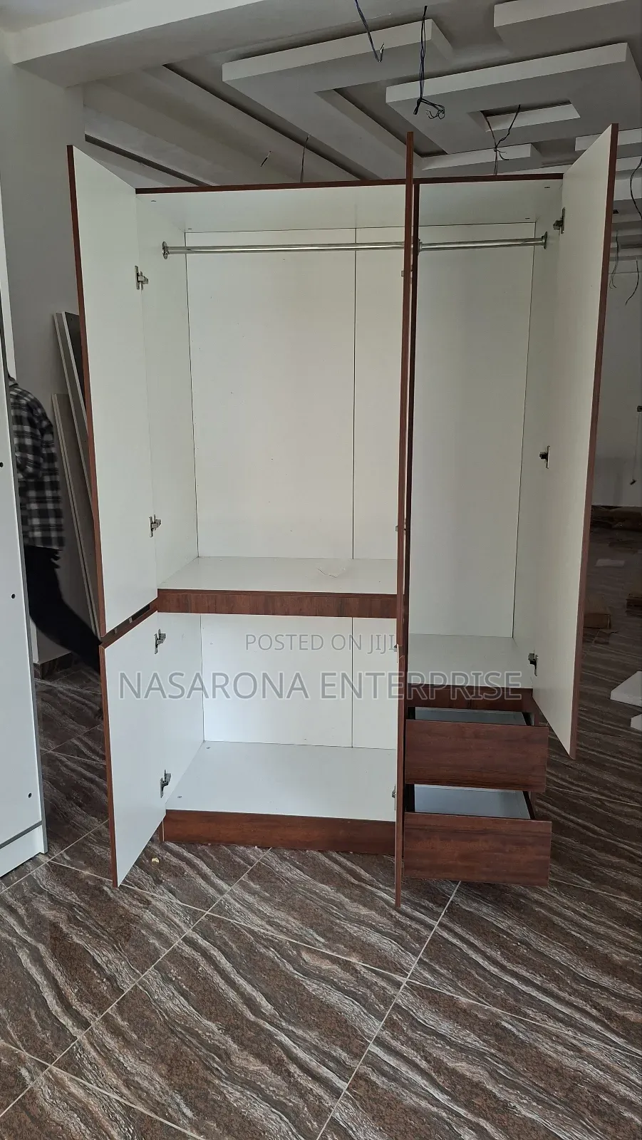 3 Door Wardrobe, 2 Drawers, 1 Cabinet Space 120x55x200cm