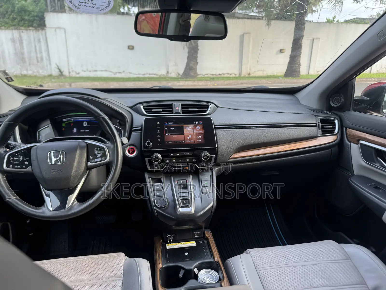 Honda CR-V Touring 2022 Red