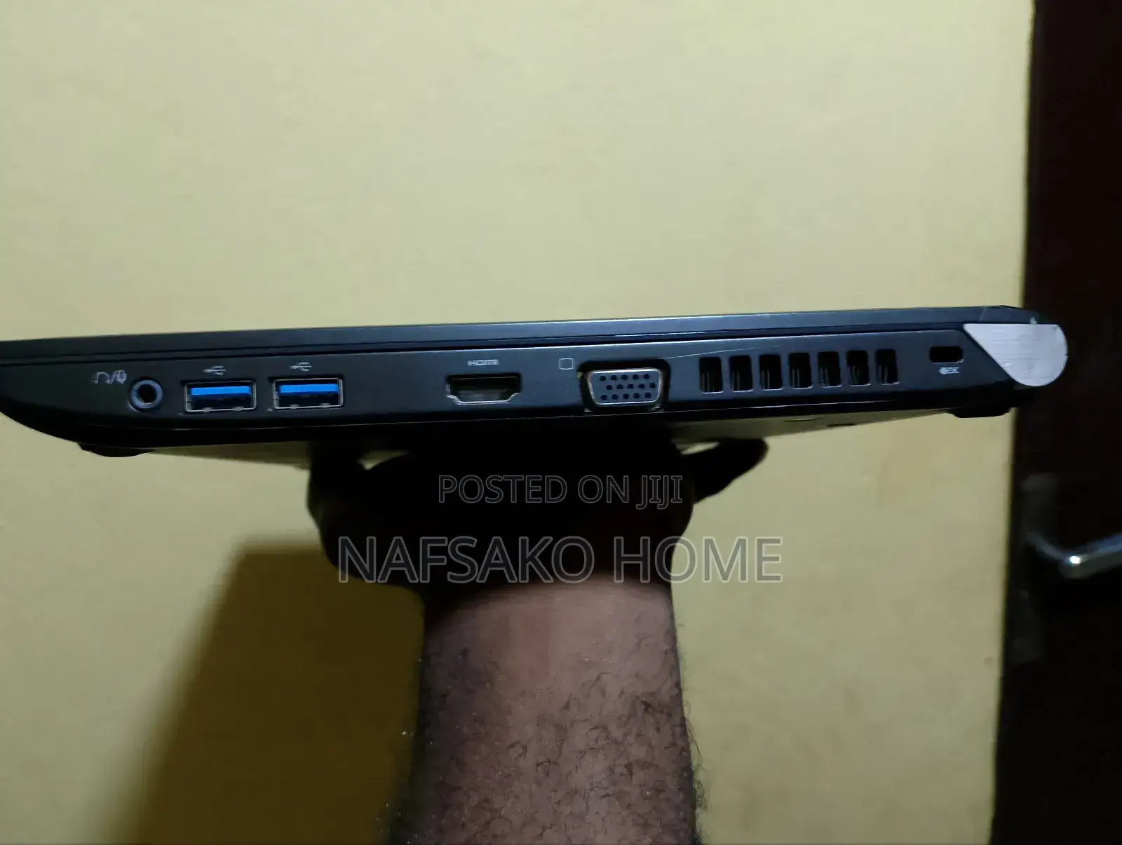 Laptop Toshiba Portege A30 4GB Intel Core i3 SSD 128GB