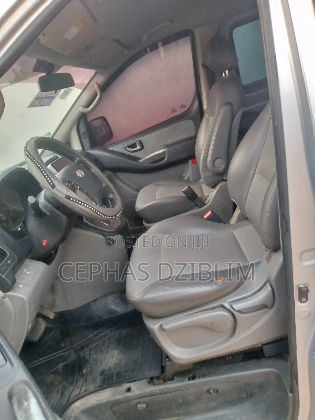 Hyundai Starex 2000 Silver