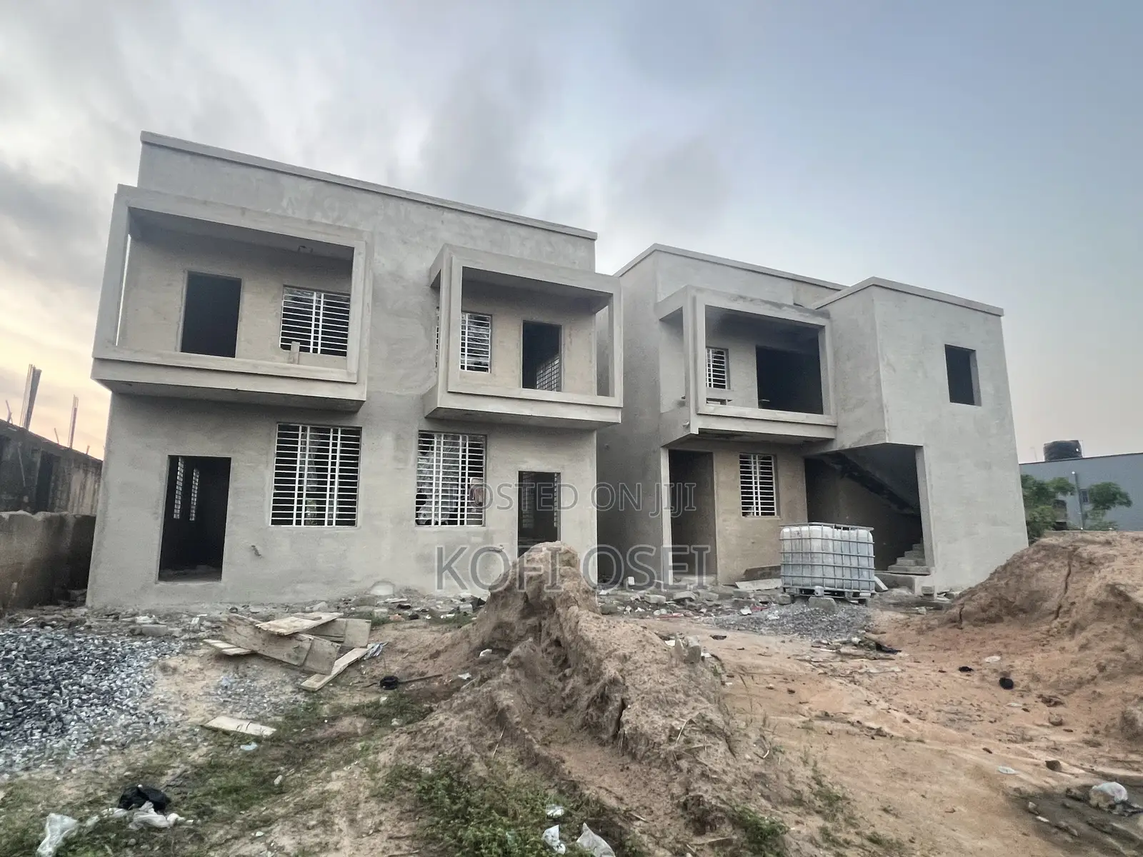 2bdrm Duplex in Amasaman for sale