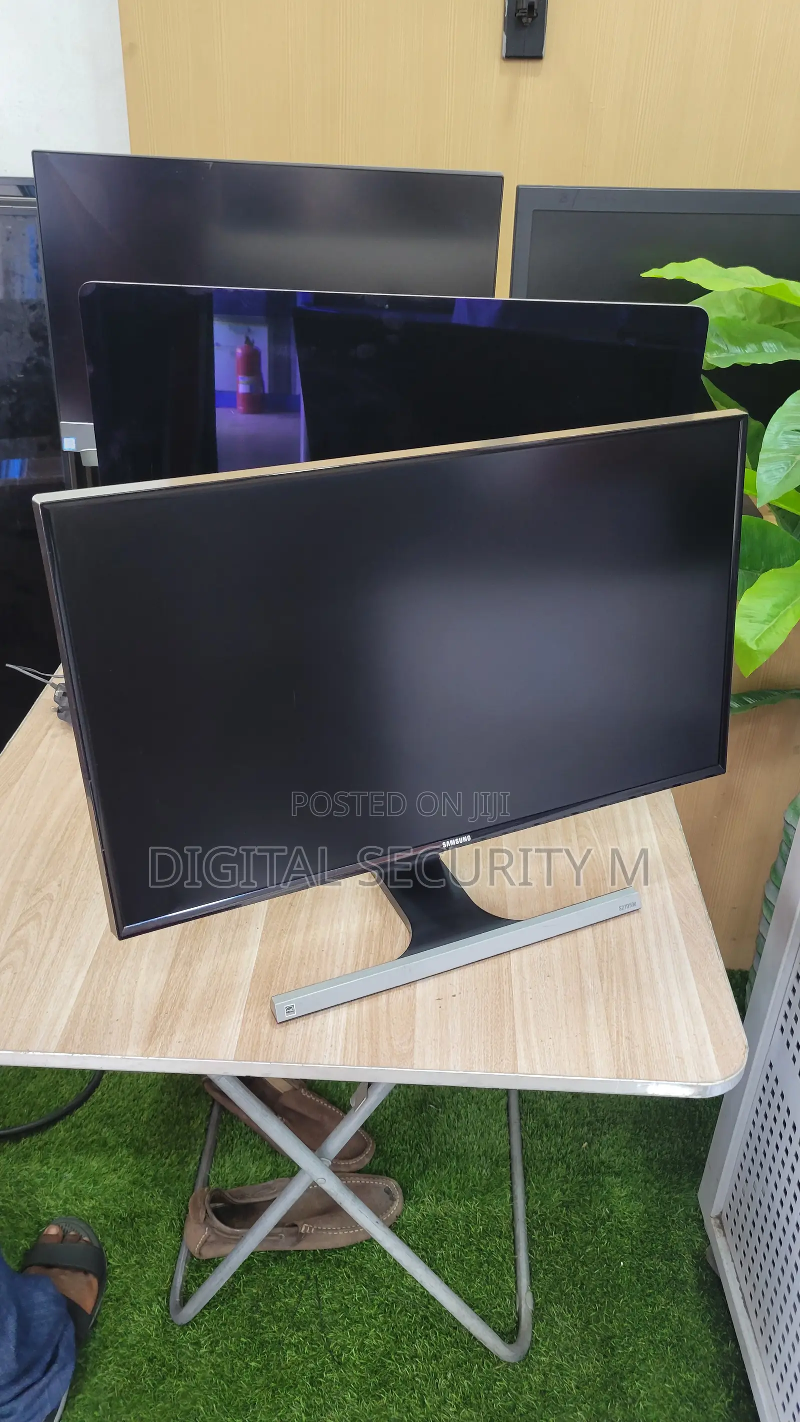 Samsung 27 Inch Wide Viewing Angle Led Monitor