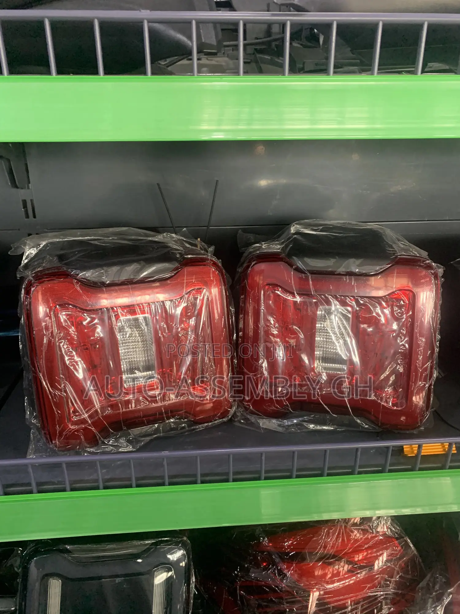 Jeep Wrangler 2017-2020 Original Tail Light Pair