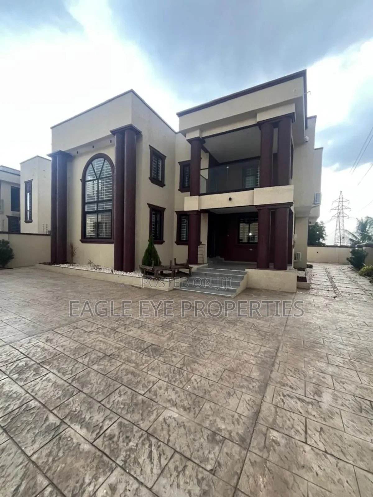 4bdrm House in East Legon Hills for sale