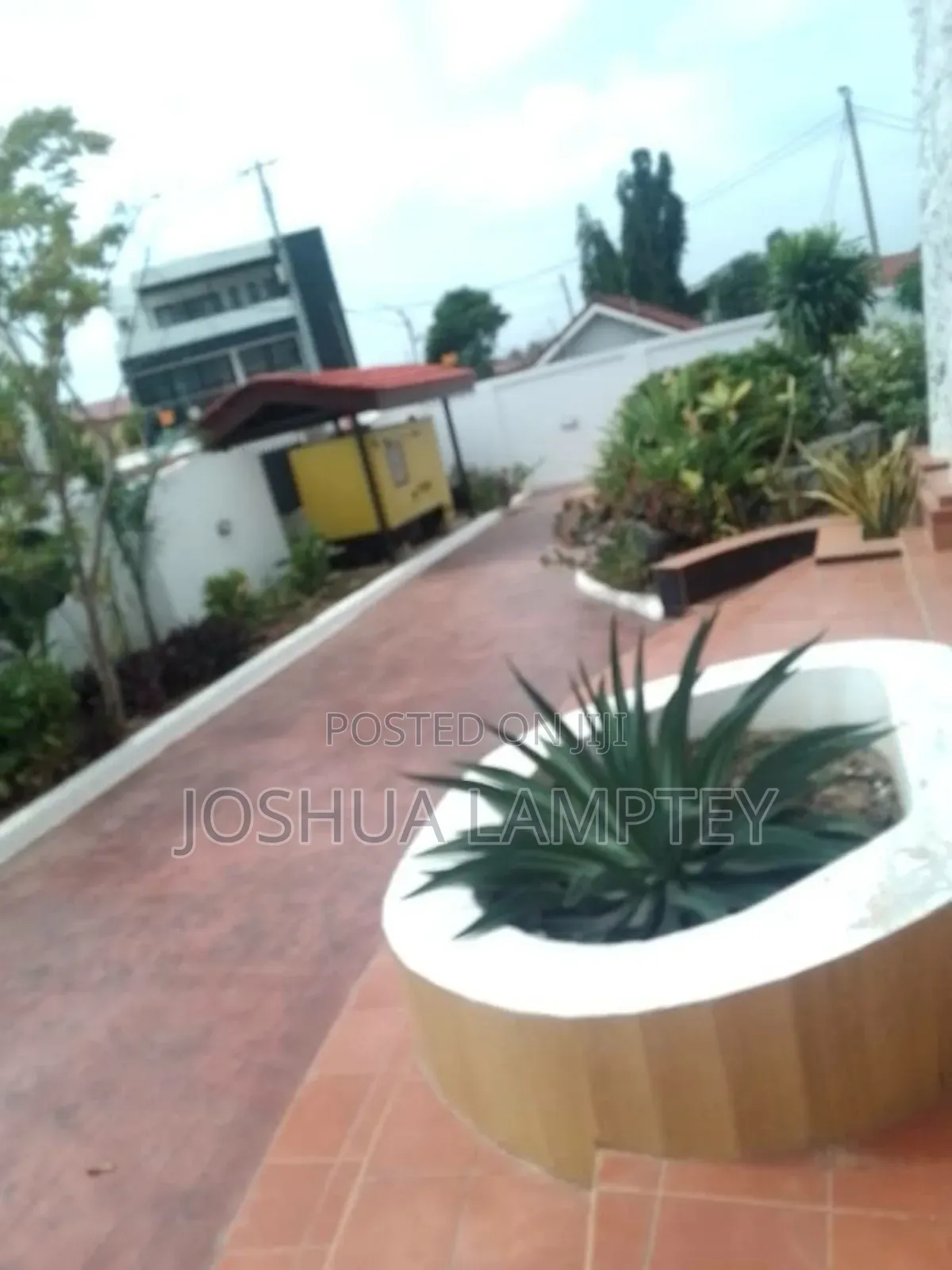 5bdrm House in East Legon Trassacco, Police Station for rent