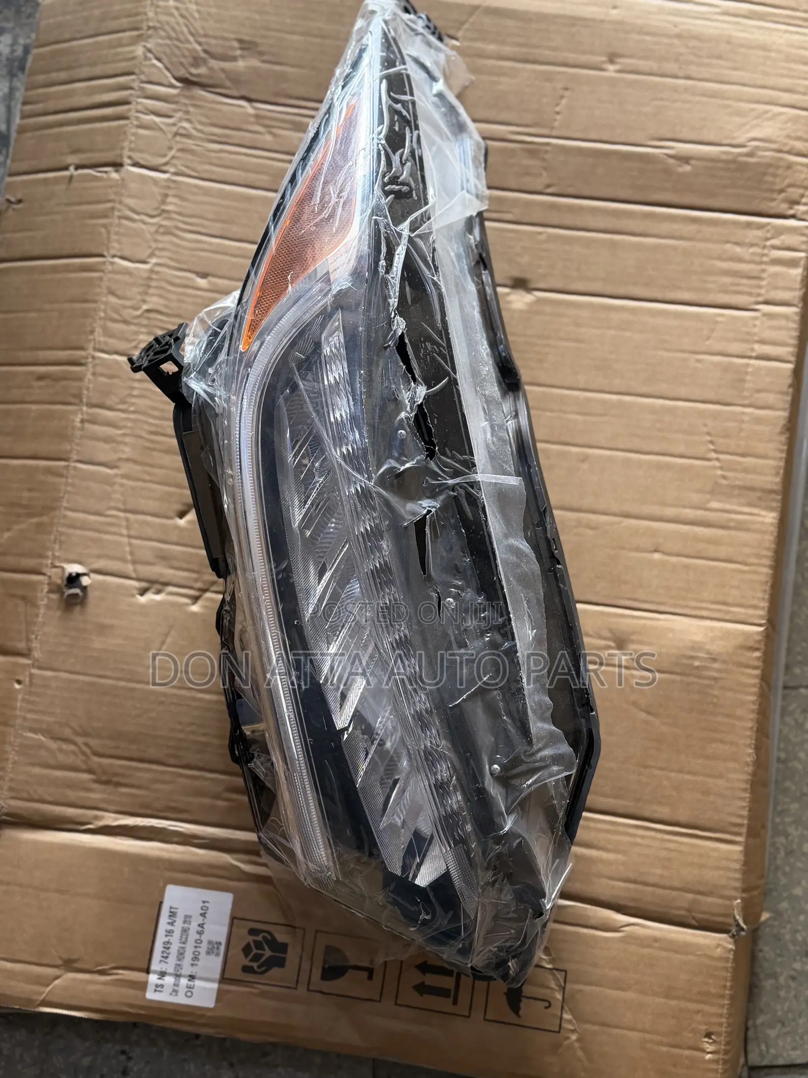 Honda HRV 2019 Touring Head Light