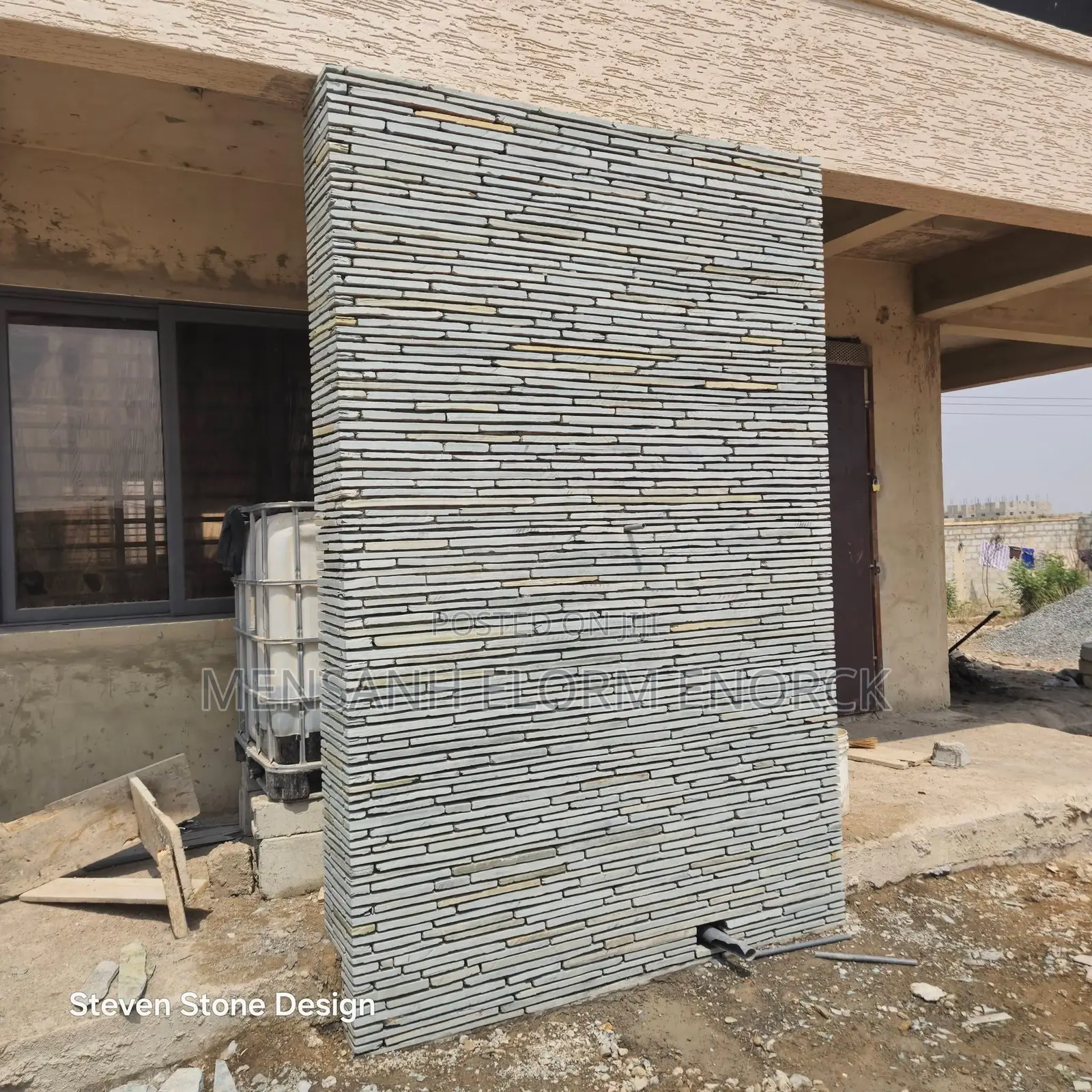 Stone Seler