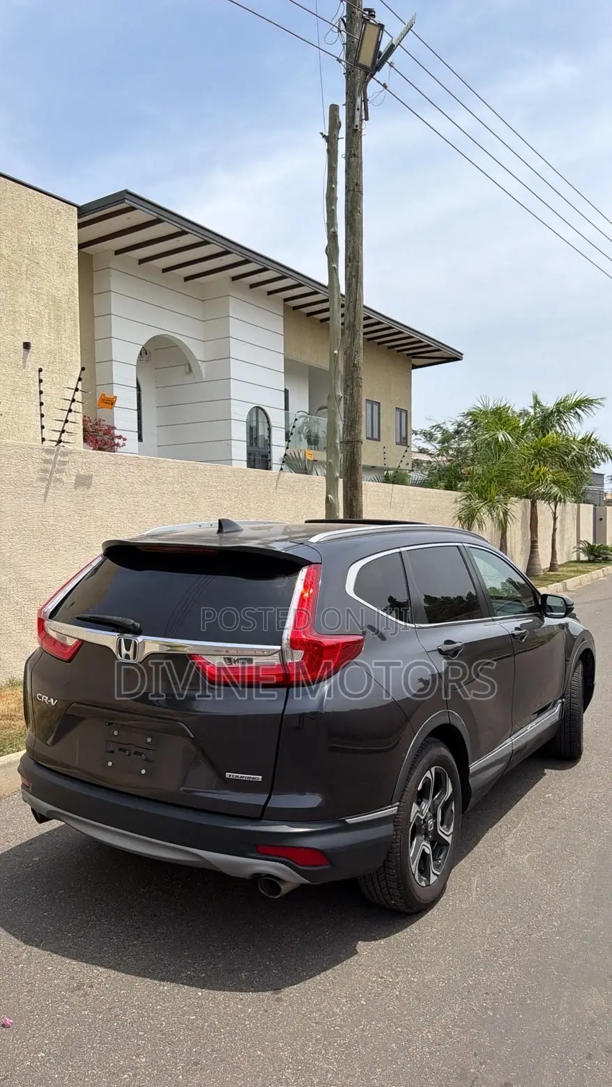 Honda CR-V Touring 4dr SUV AWD (1.5L 4cyl CVT) 2017 Gray
