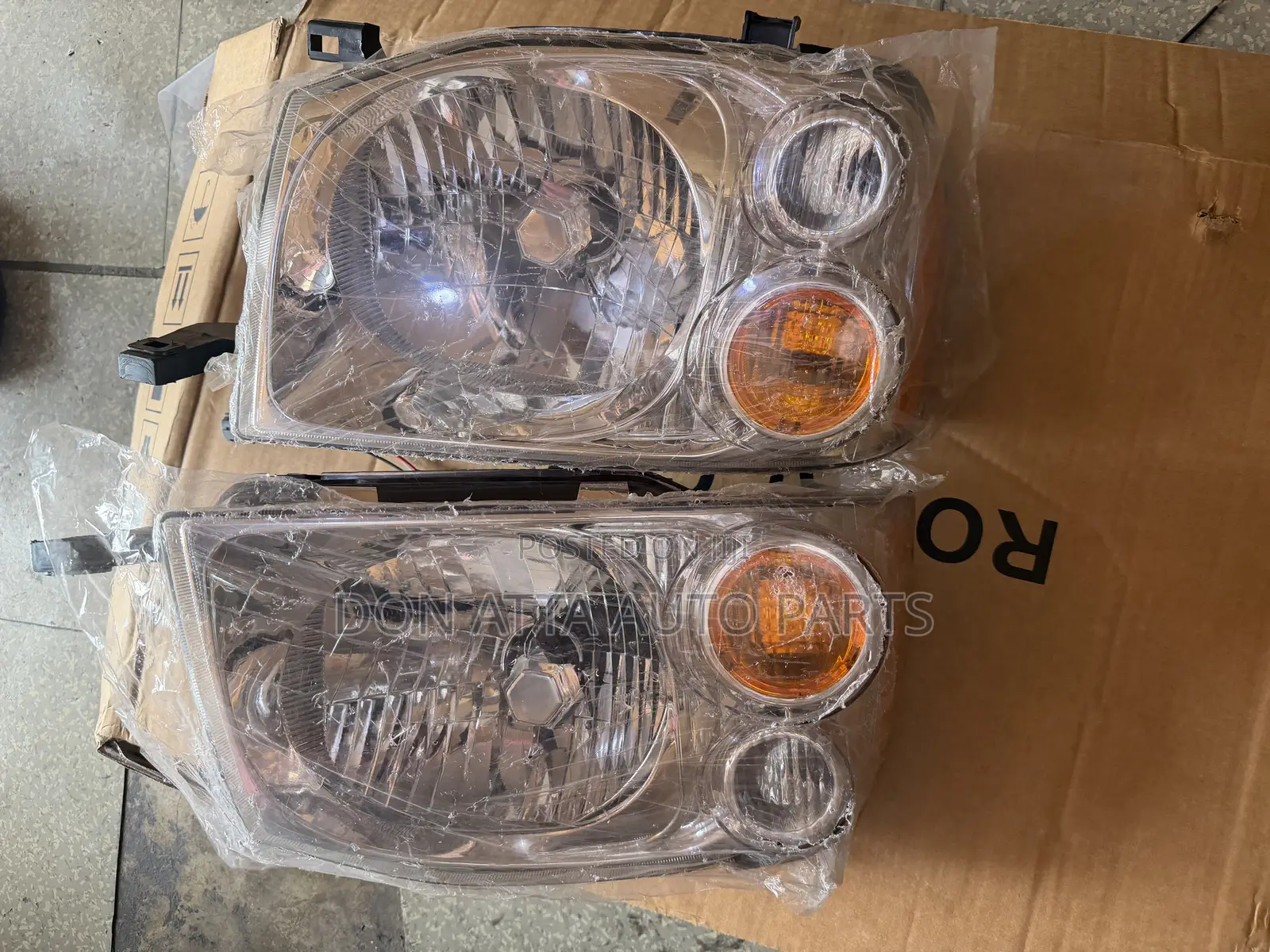 Toyota Hard Body 2006-2010 Head Light Available