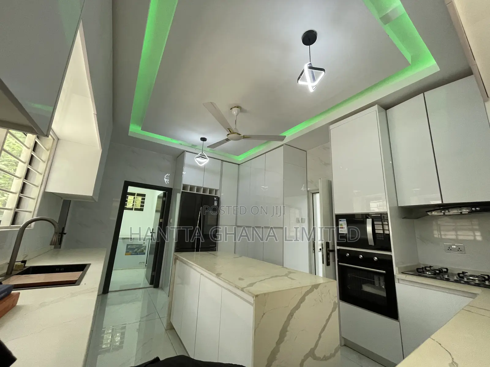 4bdrm House in West Legon, Medifem Area for sale