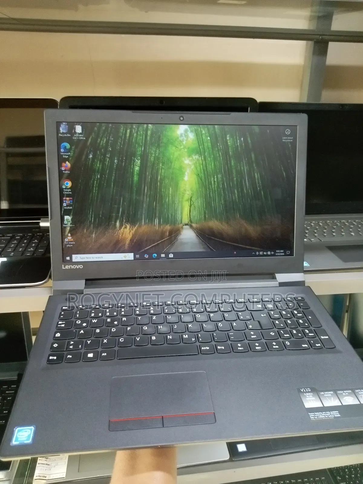 Laptop Lenovo V110 8GB Intel Celeron SSD 256GB