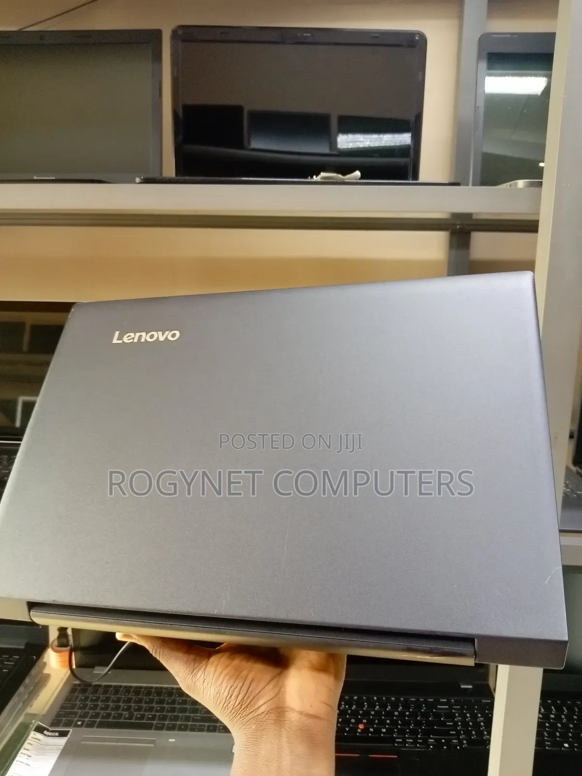Laptop Lenovo V110 8GB Intel Celeron SSD 256GB