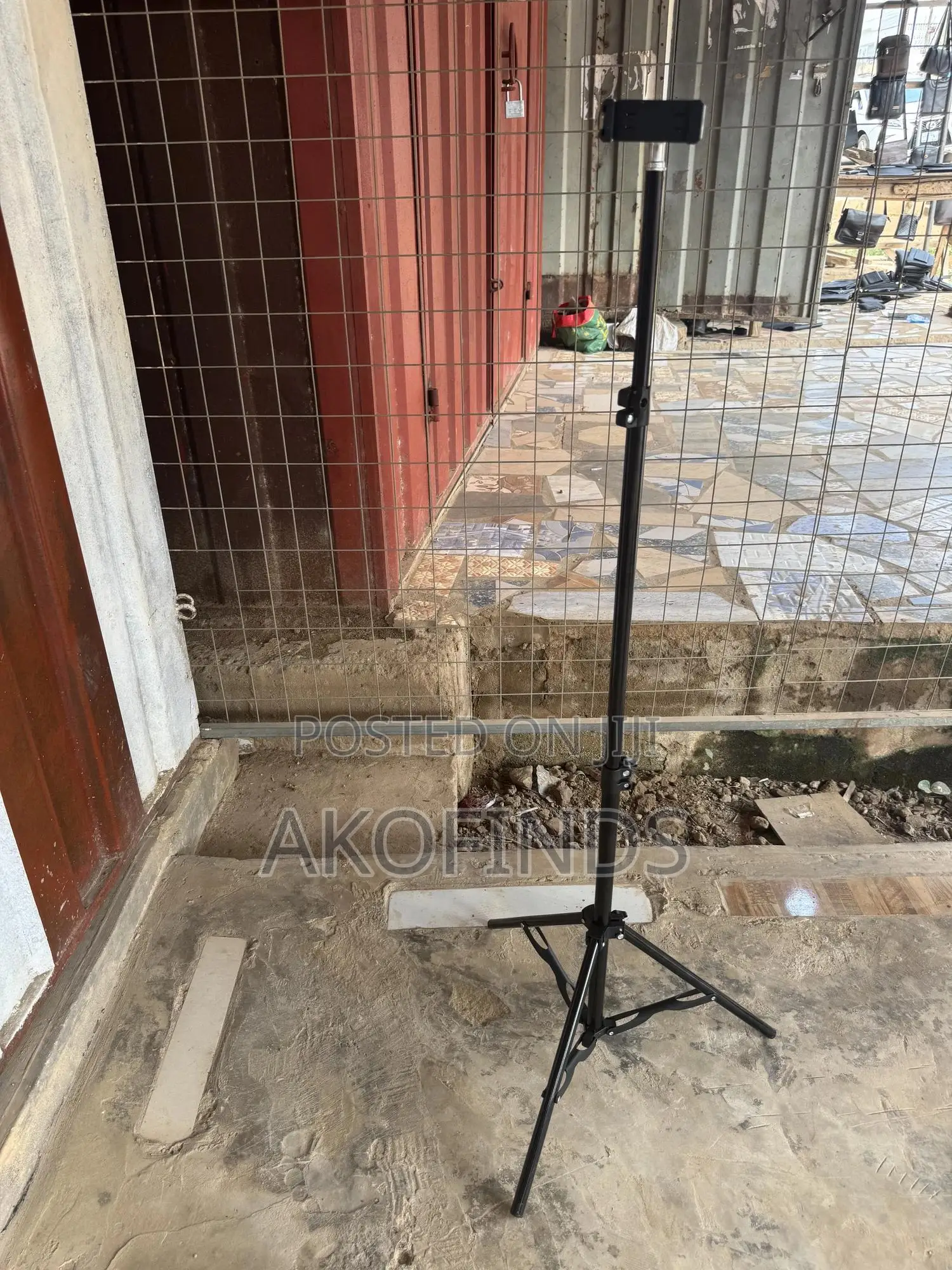 Phone Tripod With Holder