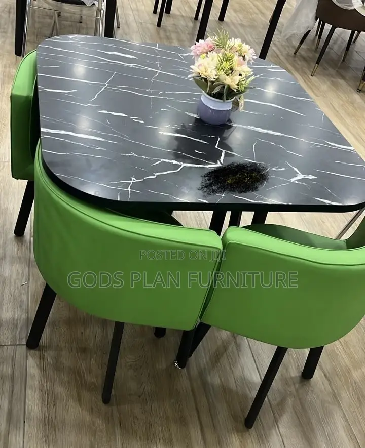 Round 4 Seater Dining Set