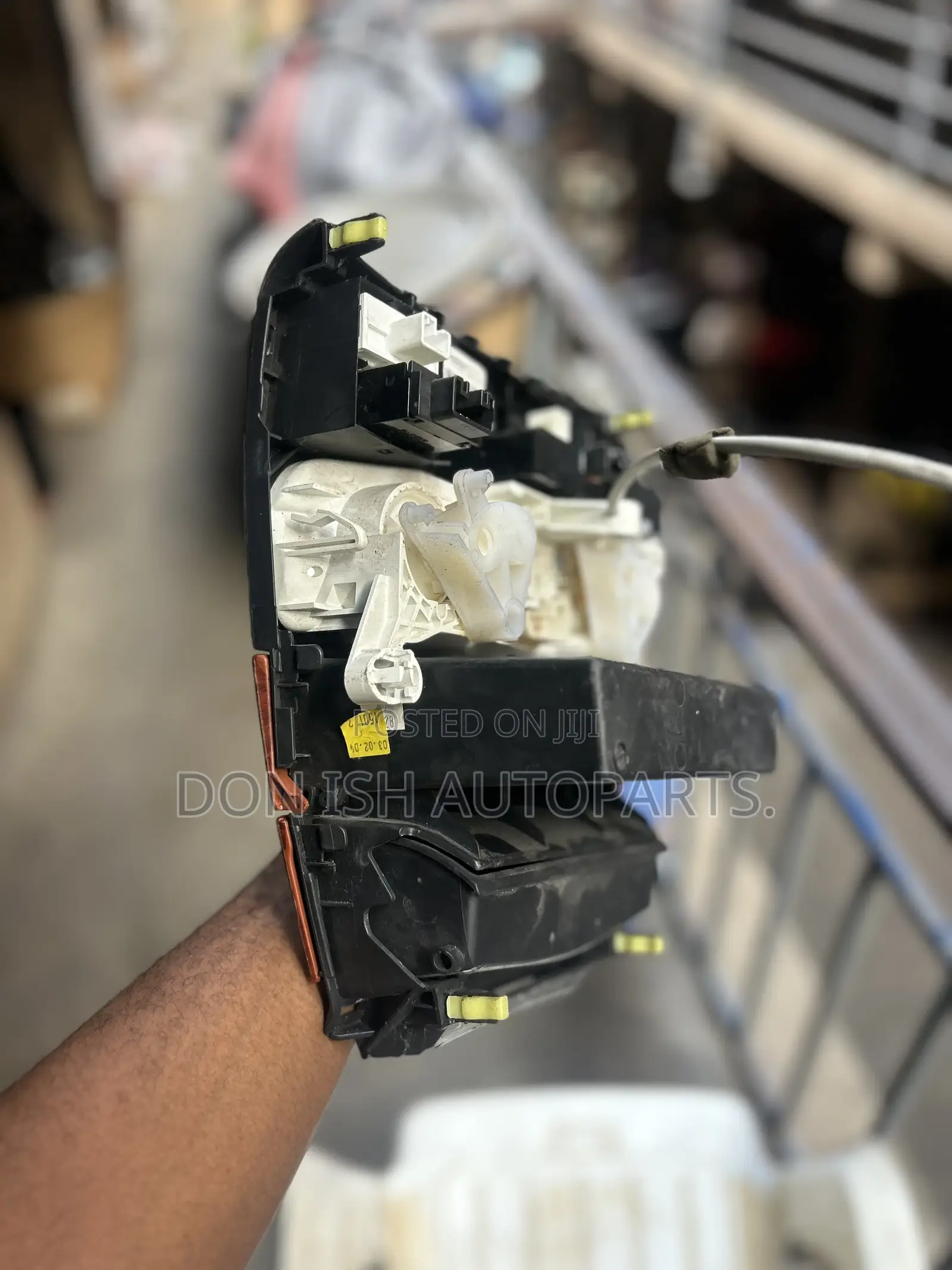 Corolla S Face or Console.
