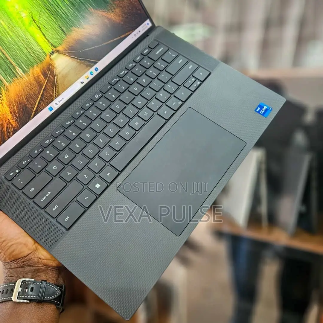 Laptop Dell Precision 5560 32GB Intel Core i7 SSD 512GB