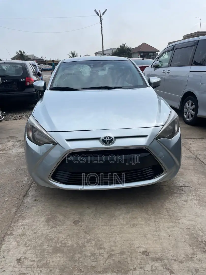 Toyota Yaris iA 1.5 FWD 2017 Silver