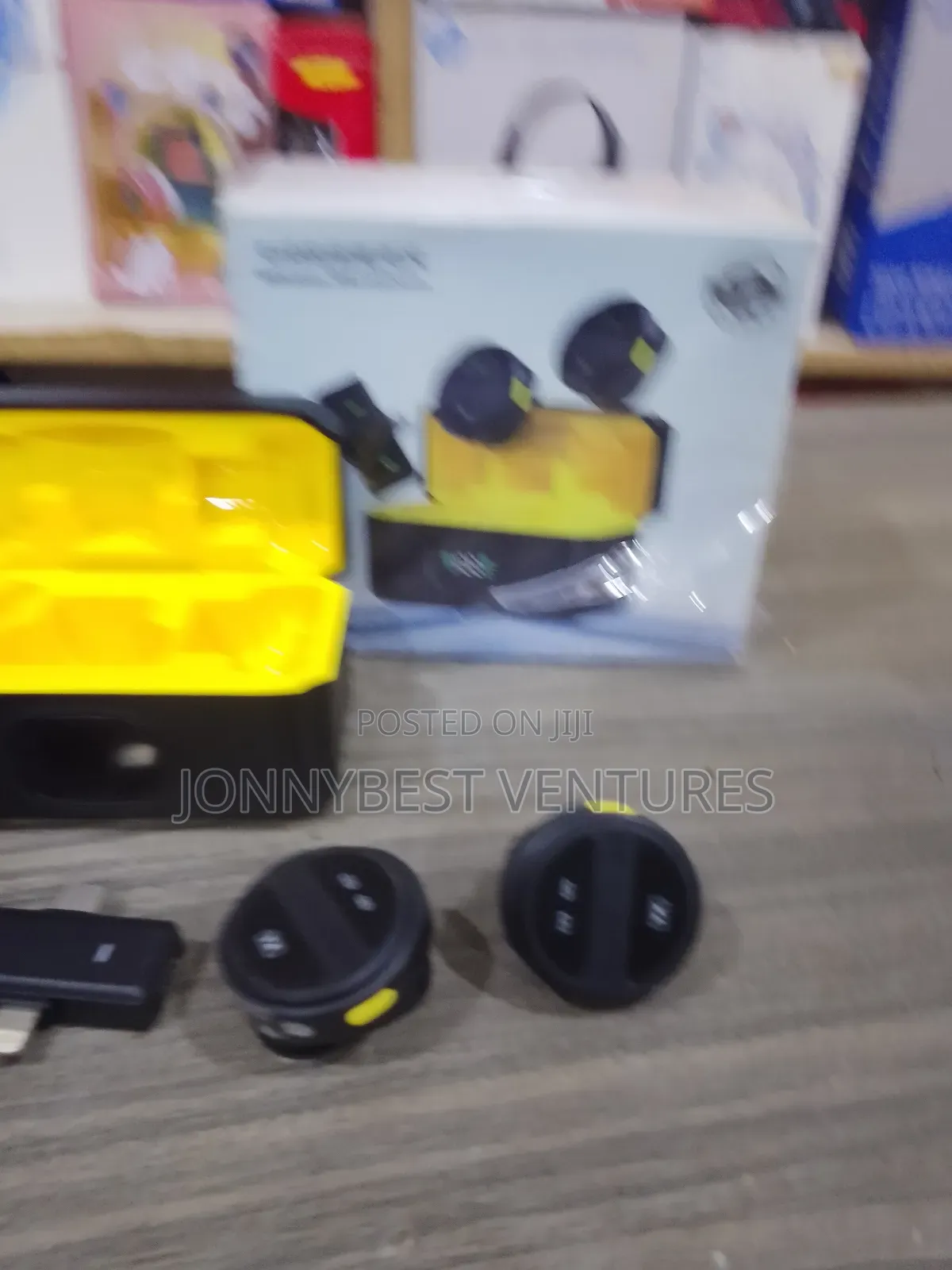 Round Wireless Mic Type C And iPhone