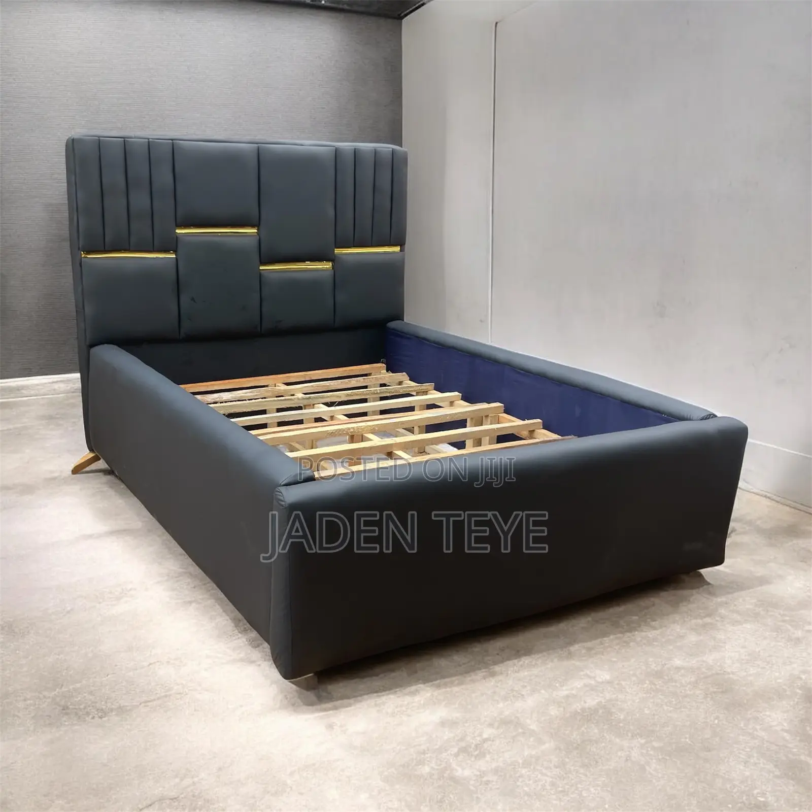Brand New Luxury Doable Bed