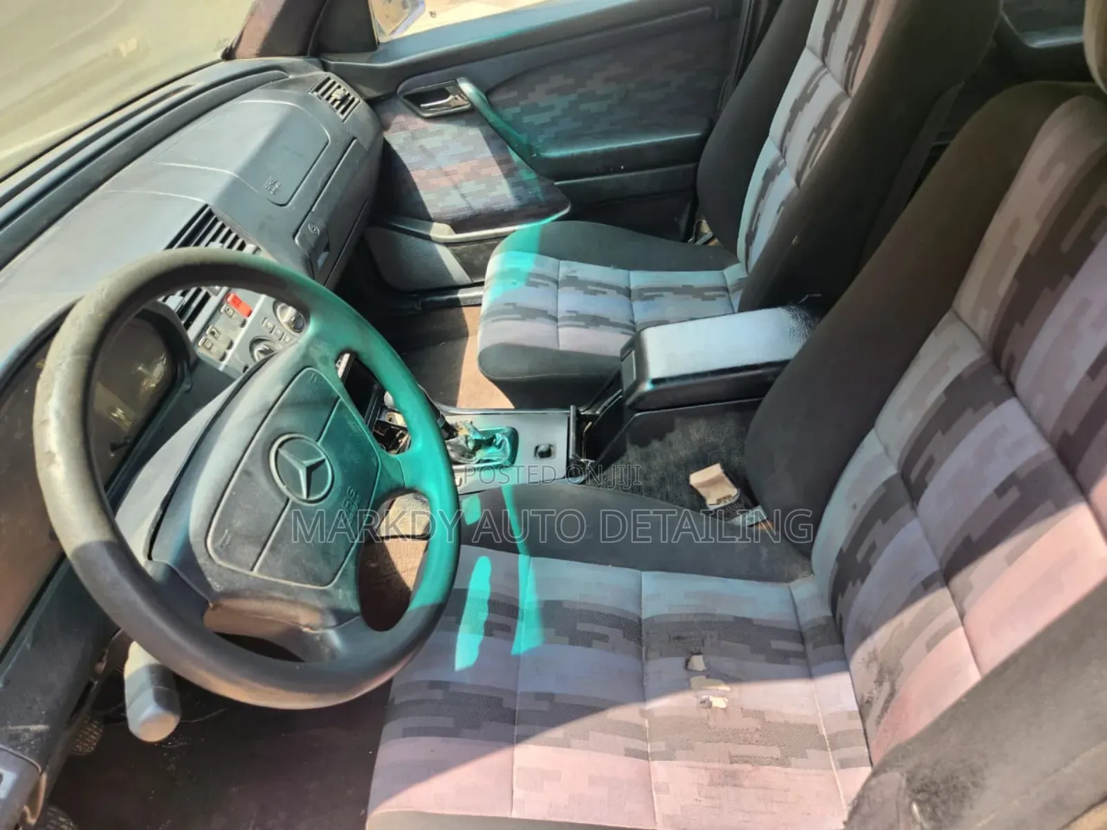 Mercedes-Benz E300 2008 Blue